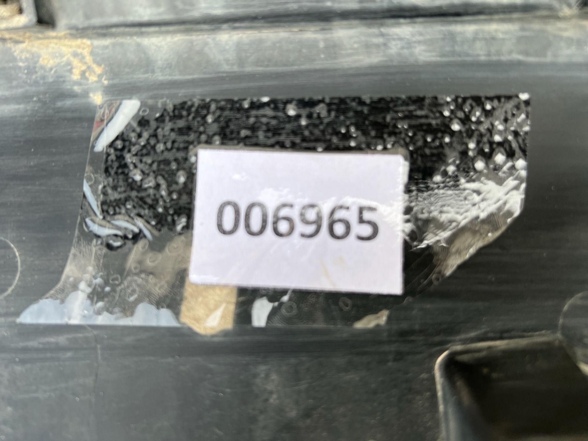 https://gcs.partsauto.market/rn-stockpro.appspot.com/thmbs/userImages/74b999aff9da8d5a09f9ff26dc196135/part/fad6d23f-377e-4d88-8e87-5f997d65a8d3_1746728227032.jpg