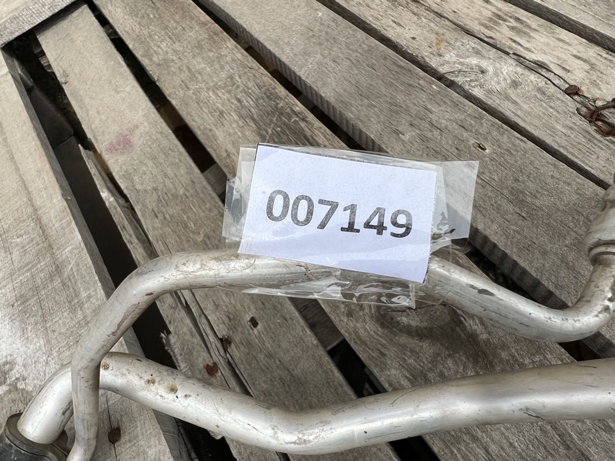 https://gcs.partsauto.market/rn-stockpro.appspot.com/thmbs/userImages/74b999aff9da8d5a09f9ff26dc196135/part/fbc33e59-28b2-46e4-a98f-c6e1eecc12b4_1747677893226.jpg