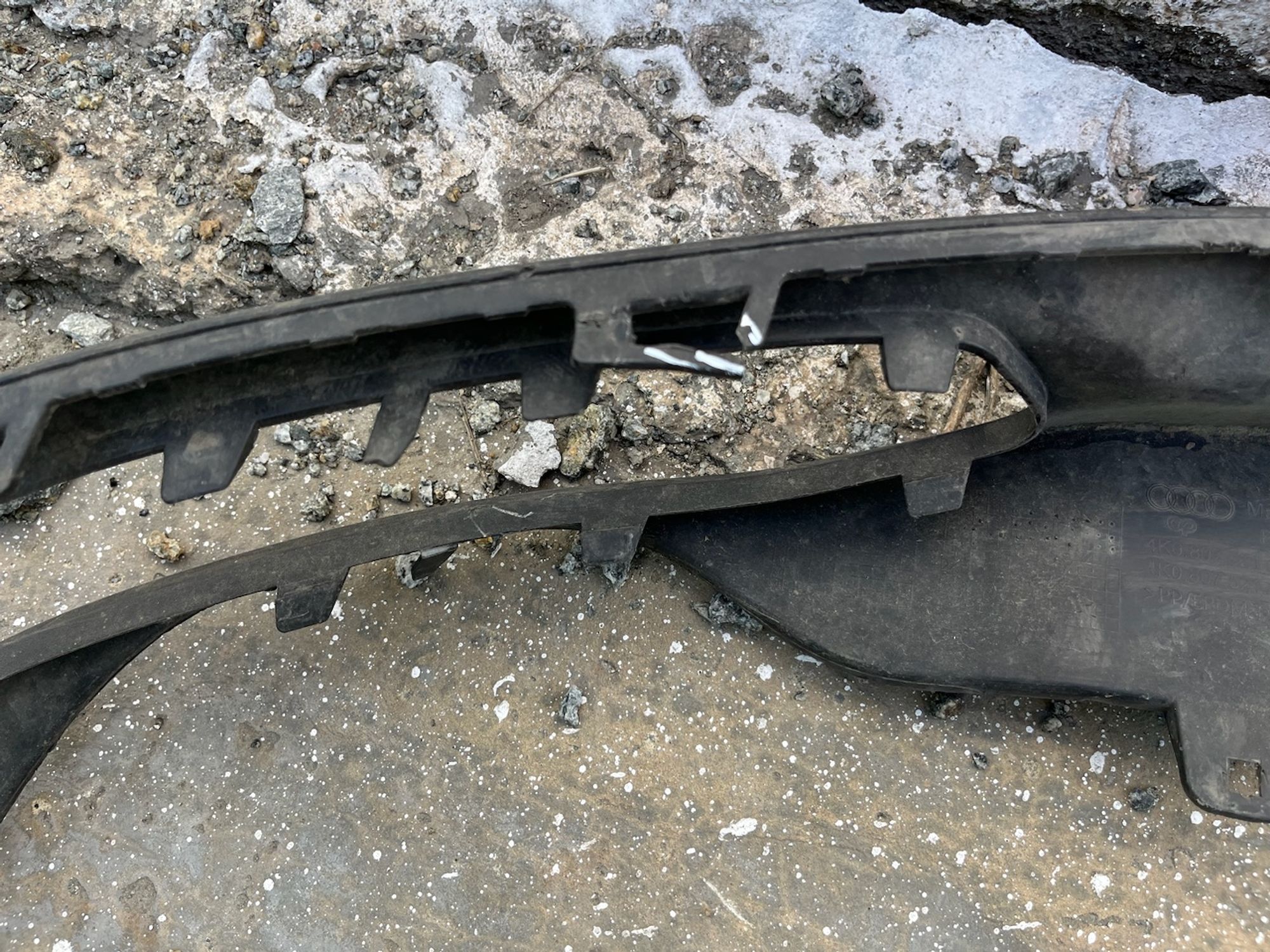 https://gcs.partsauto.market/rn-stockpro.appspot.com/thmbs/userImages/74b999aff9da8d5a09f9ff26dc196135/part/fcfad19e-9f64-430b-8966-e05c8e10536e_1746007932502.jpg