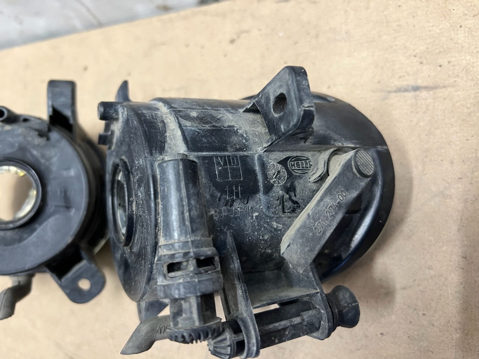 https://gcs.partsauto.market/rn-stockpro.appspot.com/thmbs/userImages/74b999aff9da8d5a09f9ff26dc196135/part/fe845572-aa09-45e0-9164-6deb26aceac2_1744308961352.jpg