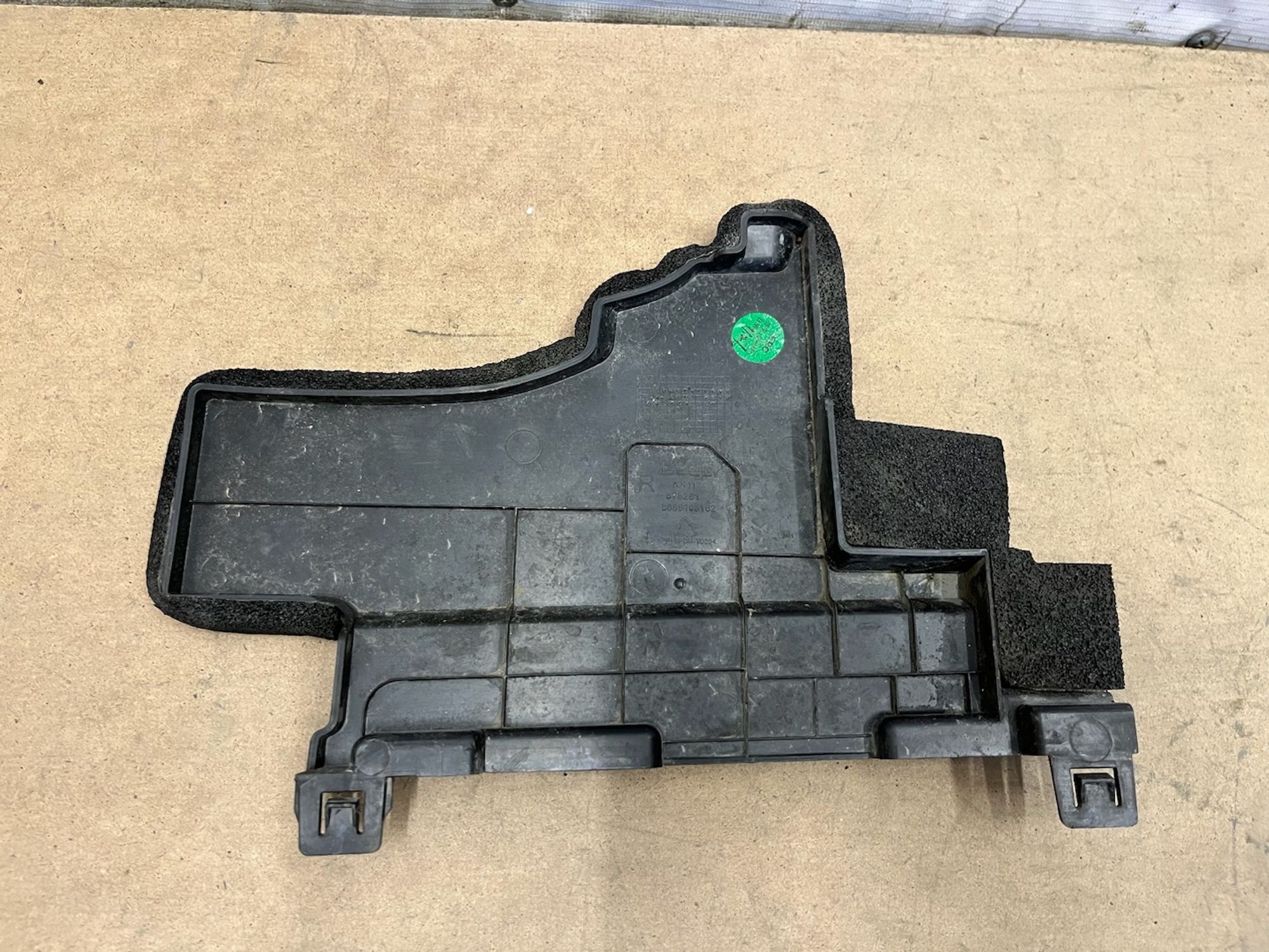 https://gcs.partsauto.market/rn-stockpro.appspot.com/thmbs/userImages/74b999aff9da8d5a09f9ff26dc196135/part/fec32177-cd58-4ae3-8404-1958359bad65_1749208945580.jpg