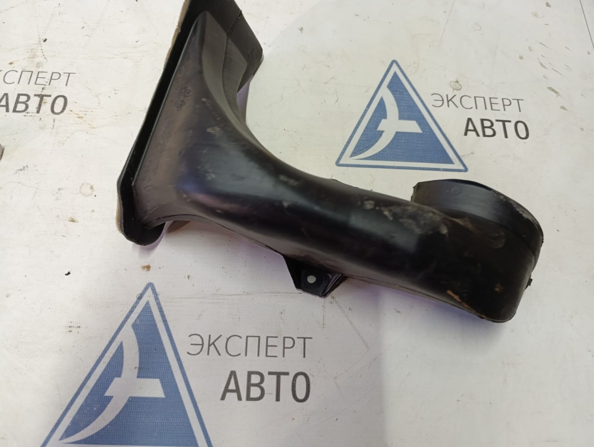 https://gcs.partsauto.market/rn-stockpro.appspot.com/thmbs/userImages/75d4474db864ee9a7db96475a931940e/part/1785d059-e6c8-4553-9a47-17e05bad12fb_1736754526238.jpg