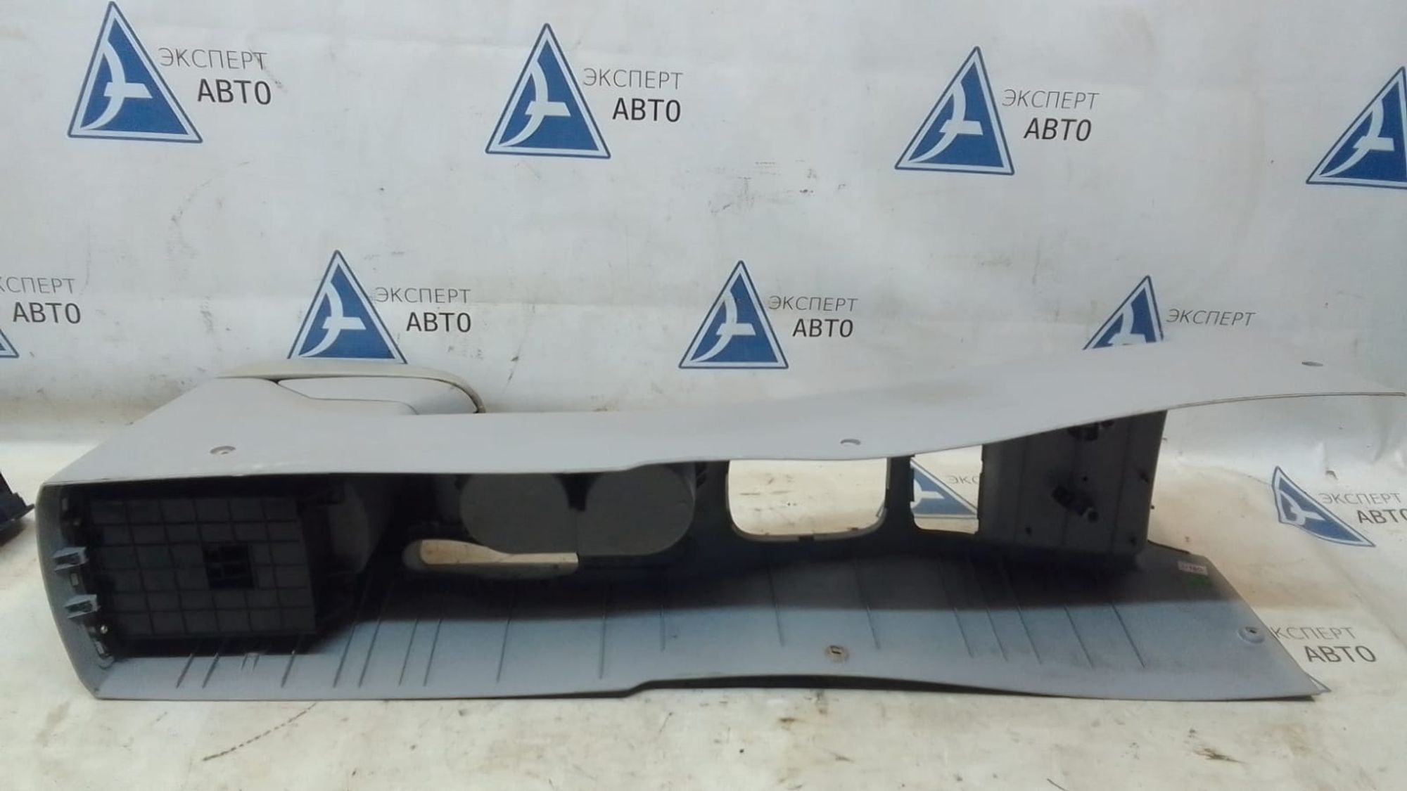 https://gcs.partsauto.market/rn-stockpro.appspot.com/thmbs/userImages/75d4474db864ee9a7db96475a931940e/part/c38ff9fa-efbb-43c8-9472-c410dbb34c6c_1700745031230.jpg