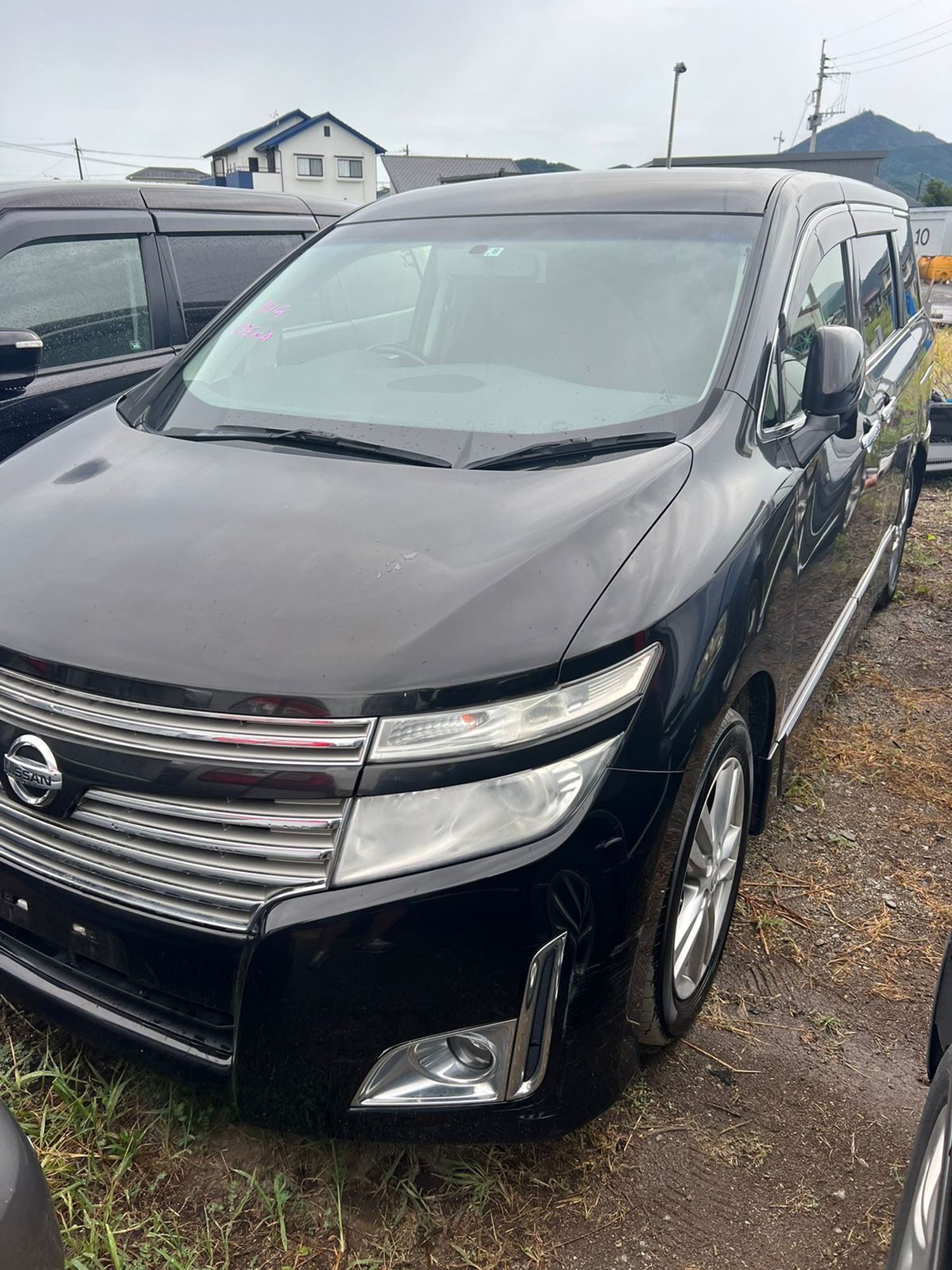 Nissan Elgrand III (E52) 2013