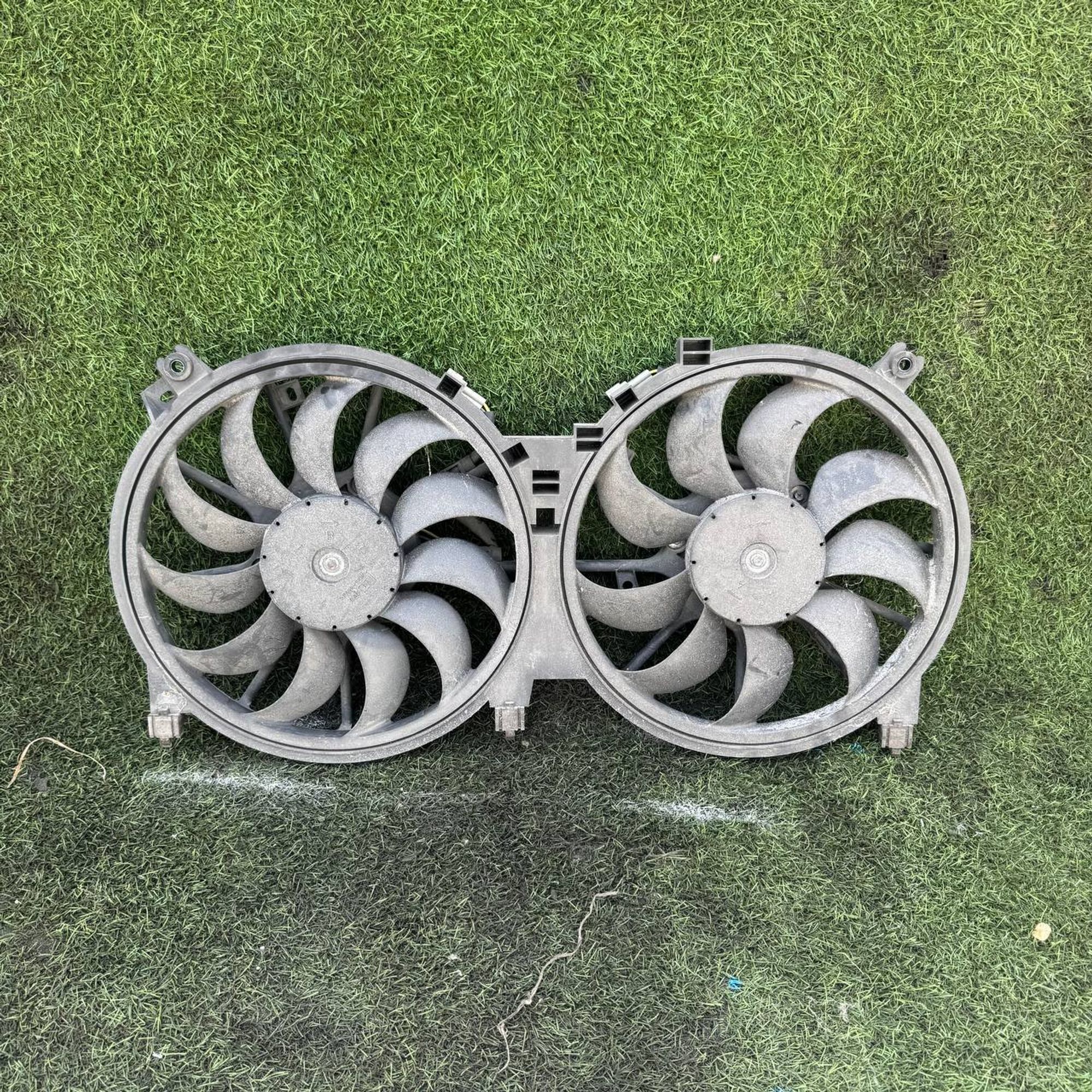 https://gcs.partsauto.market/rn-stockpro.appspot.com/thmbs/userImages/772e461030aea93f4dbb6447c0f924d3/part/093d5799-fbb1-487d-b03e-a6306219deb3_1748527552381.jpg