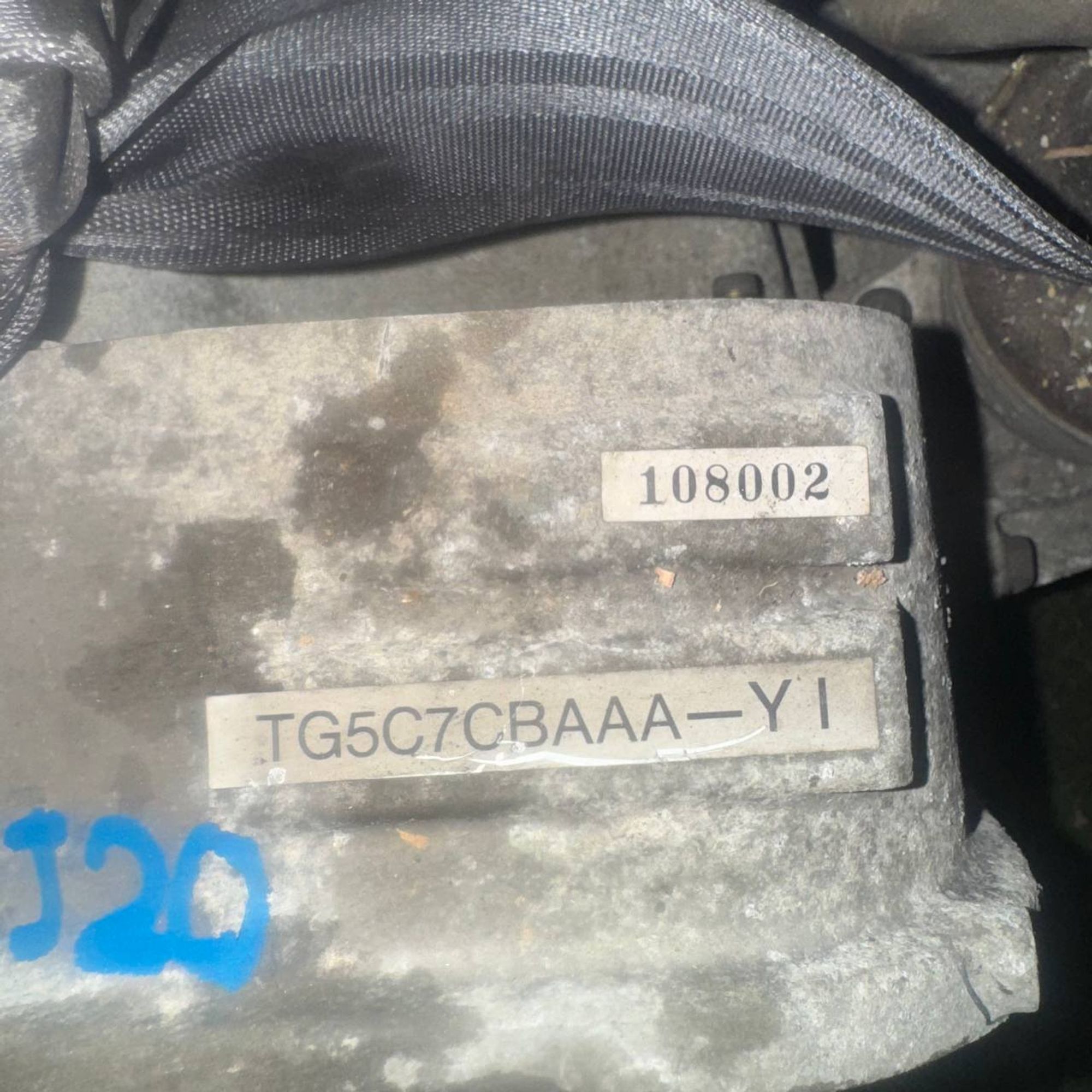 https://gcs.partsauto.market/rn-stockpro.appspot.com/thmbs/userImages/772e461030aea93f4dbb6447c0f924d3/part/0aa3fe2e-d8d9-4db2-a24b-146b0bafa5ac_1737798359663.jpg