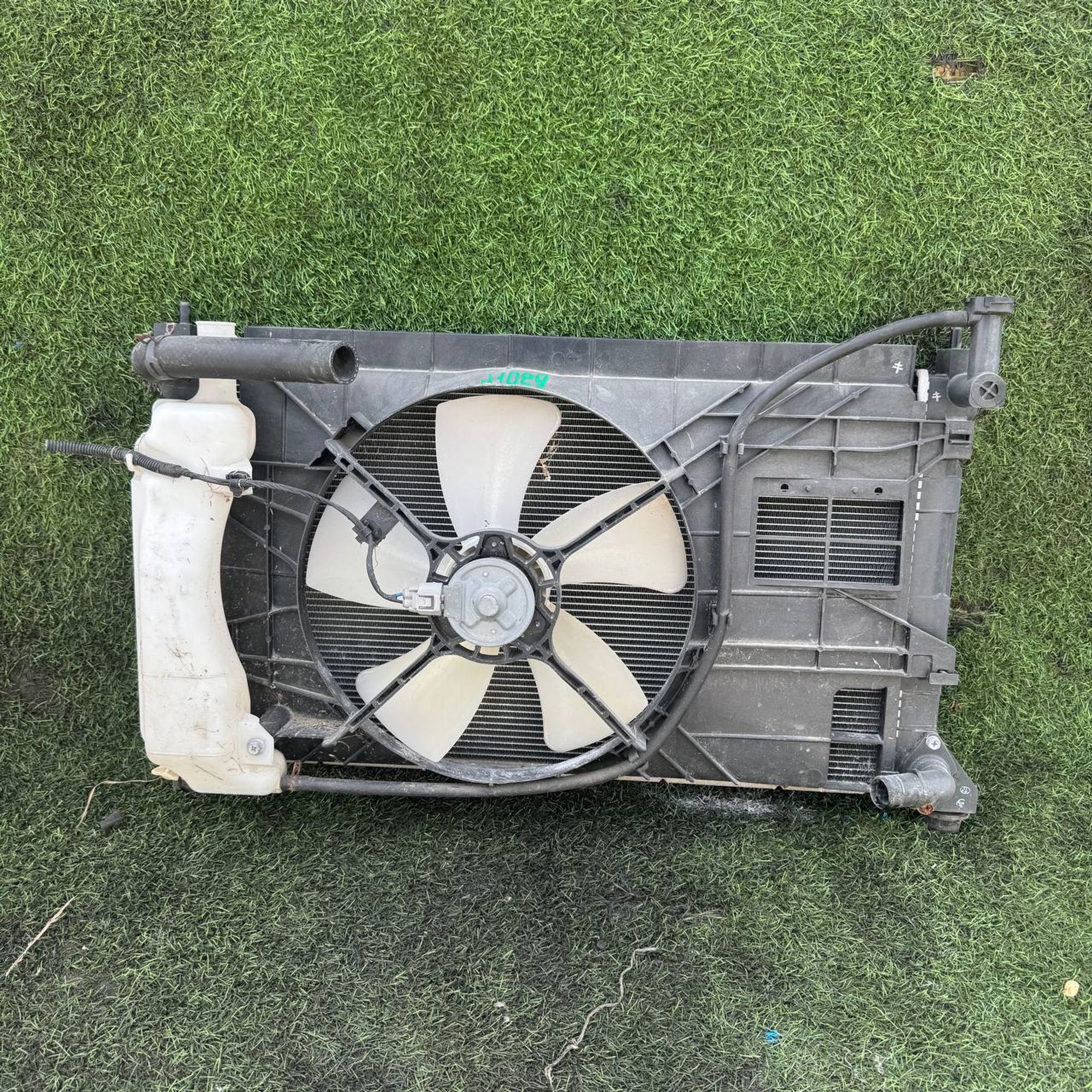 https://gcs.partsauto.market/rn-stockpro.appspot.com/thmbs/userImages/772e461030aea93f4dbb6447c0f924d3/part/378302de-28e4-4091-8683-718d7ceeba87_1748527358564.jpg