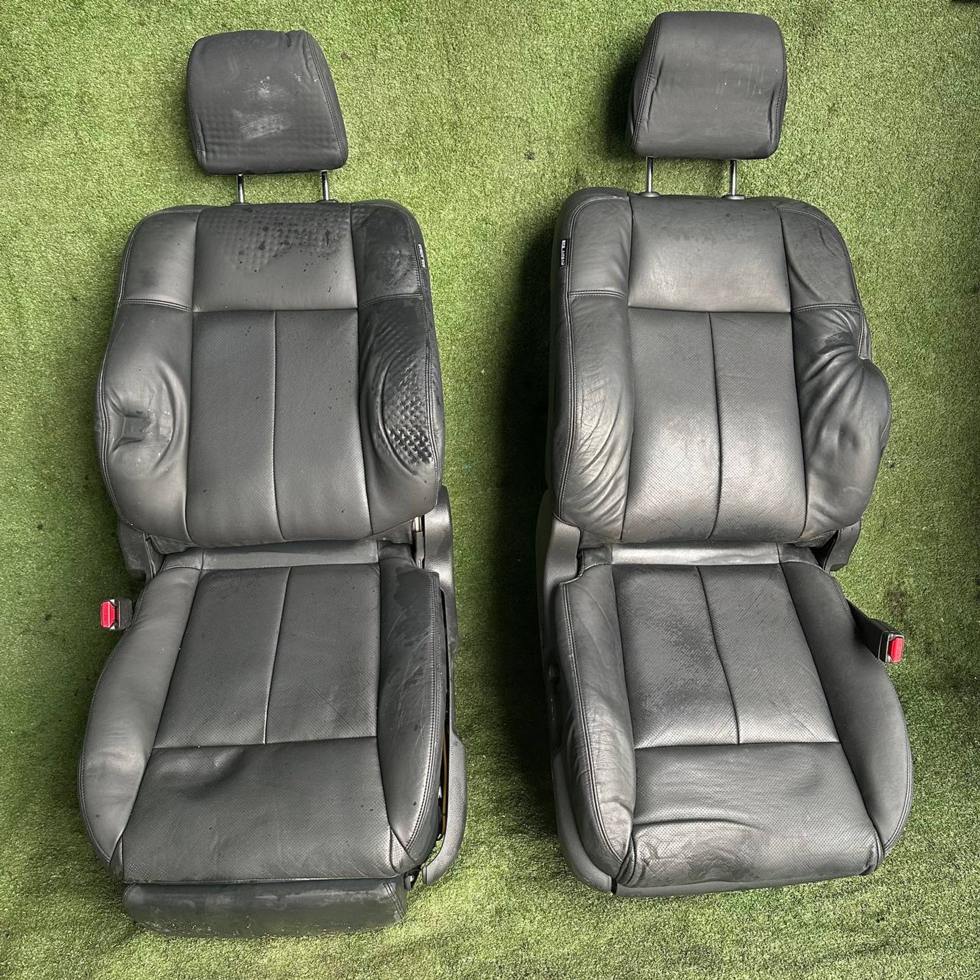 39 Сидения передние Nissan Fuga GY50 450GTTS