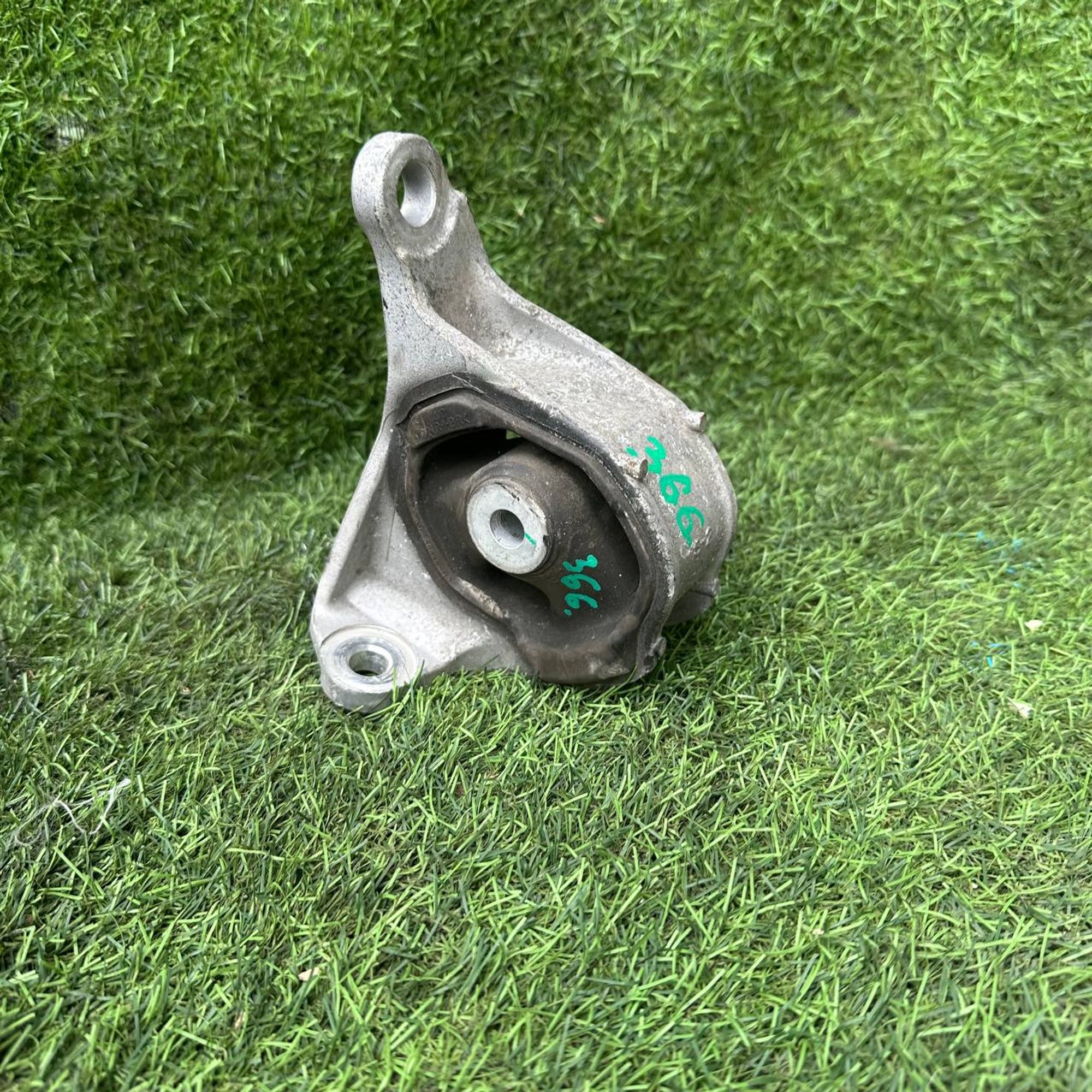 https://gcs.partsauto.market/rn-stockpro.appspot.com/thmbs/userImages/772e461030aea93f4dbb6447c0f924d3/part/54c1cb52-3904-4ba4-8221-44b319e67fae_1742203696074.jpg