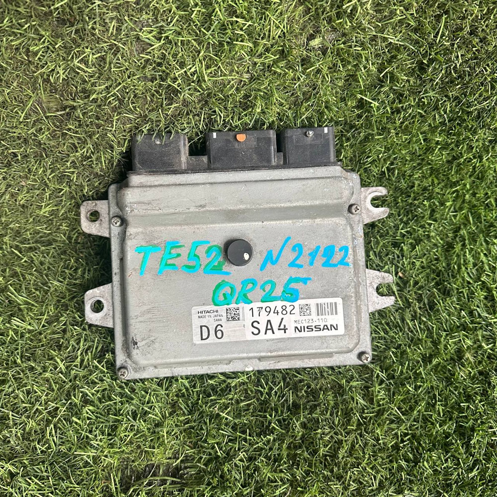 2122 Блок управления ДВС Nissan Elgrand TE52 QR25