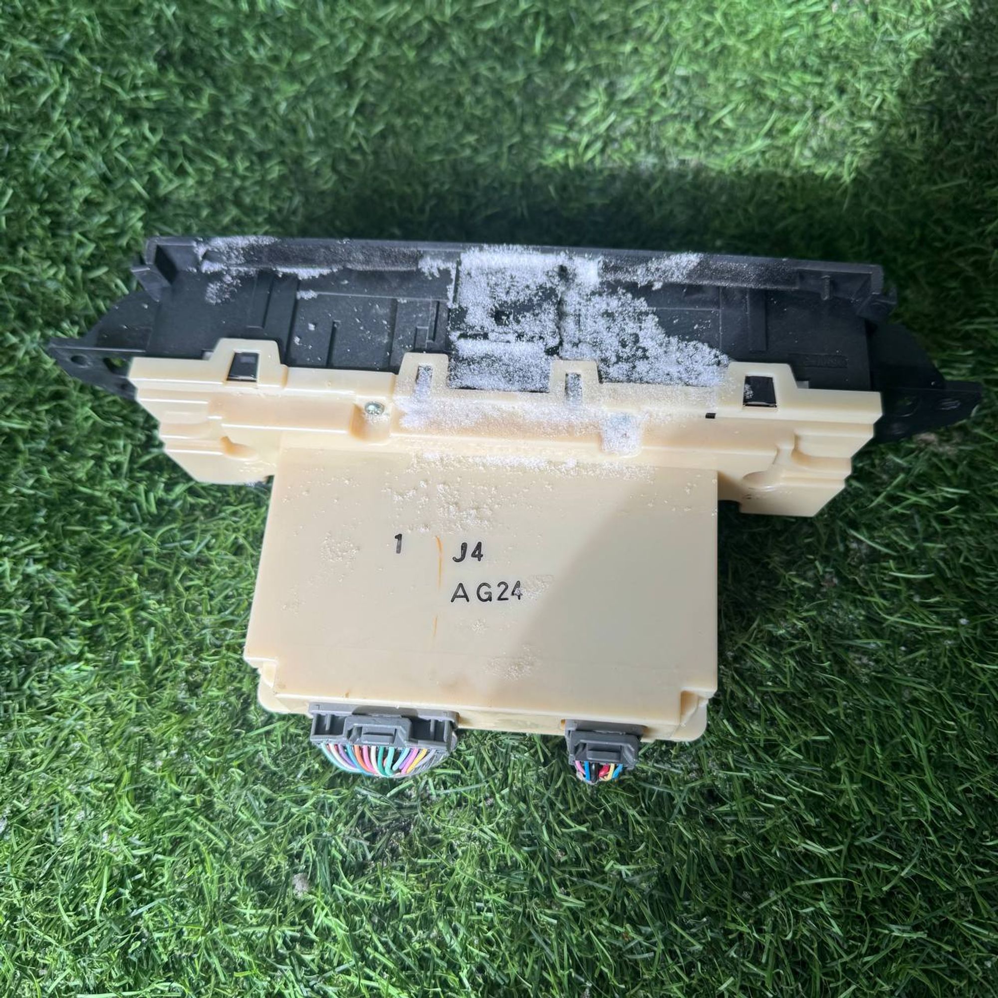 https://gcs.partsauto.market/rn-stockpro.appspot.com/thmbs/userImages/772e461030aea93f4dbb6447c0f924d3/part/7743e55e-a3b2-4285-8b8e-5ba7df0583a6_1740229431315.jpg