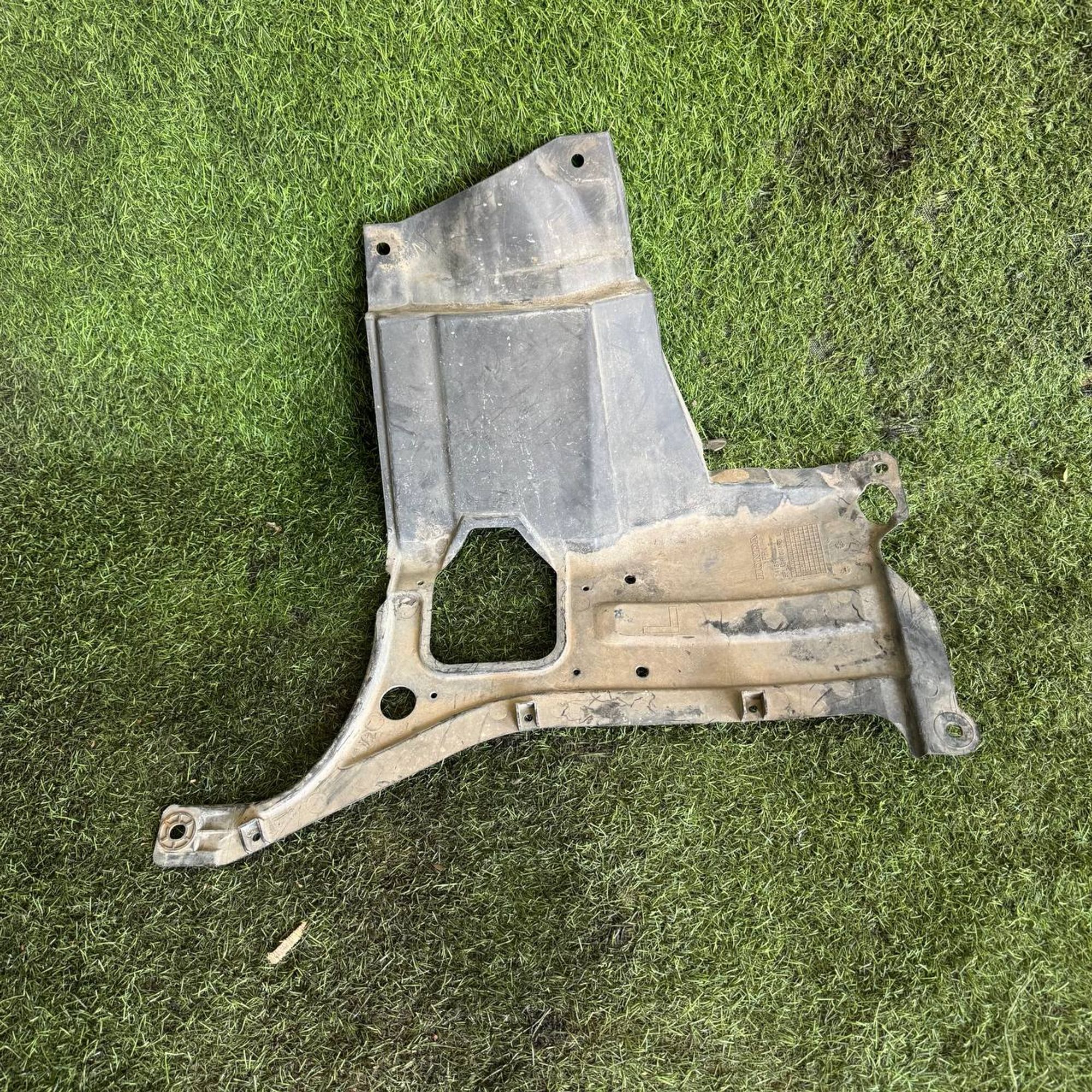 https://gcs.partsauto.market/rn-stockpro.appspot.com/thmbs/userImages/772e461030aea93f4dbb6447c0f924d3/part/7cdc2ba6-b739-4133-b5d2-290e877fc11f_1748349992131.jpg