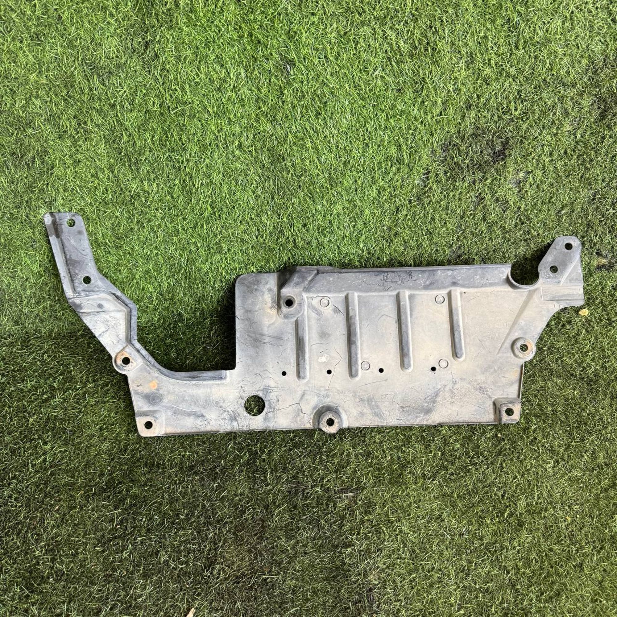 https://gcs.partsauto.market/rn-stockpro.appspot.com/thmbs/userImages/772e461030aea93f4dbb6447c0f924d3/part/8c78643b-f860-4eec-aad9-11a9fdf4b2c4_1748350794087.jpg