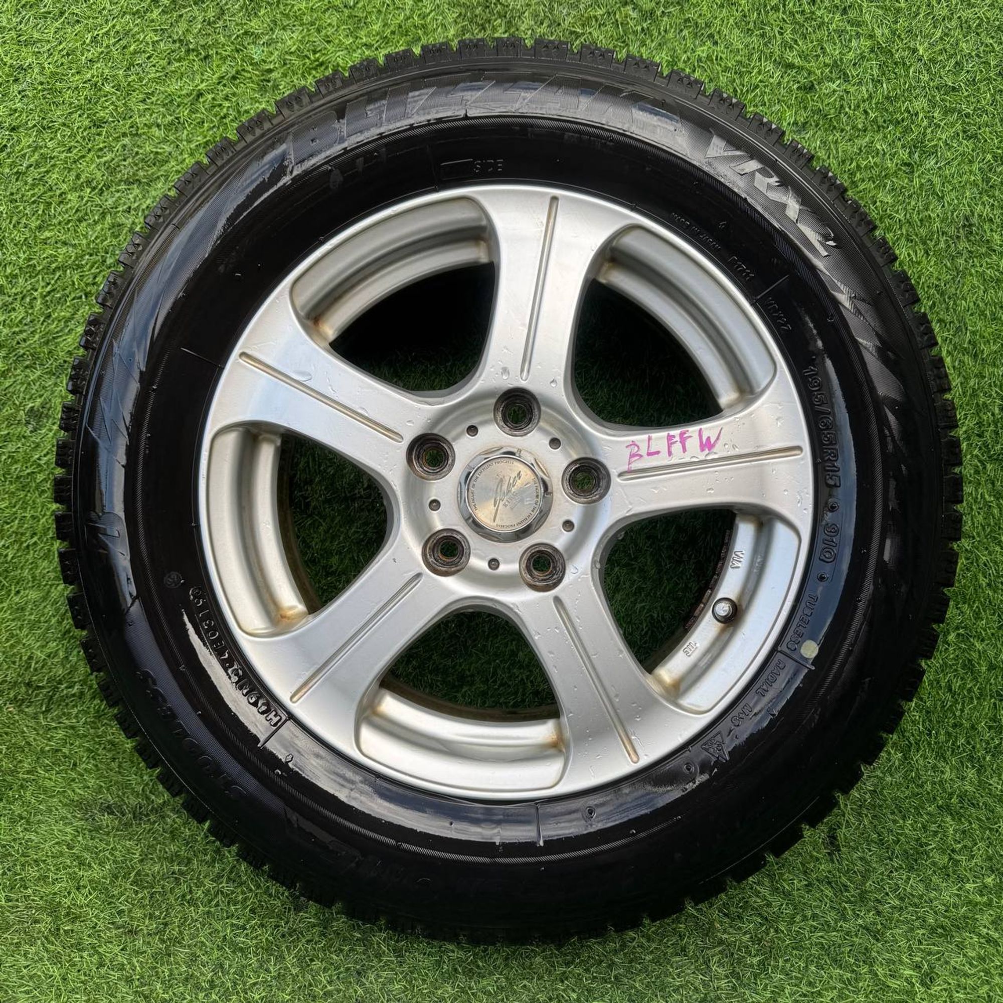 742 Диски R15 Mazda Axela BLFFW