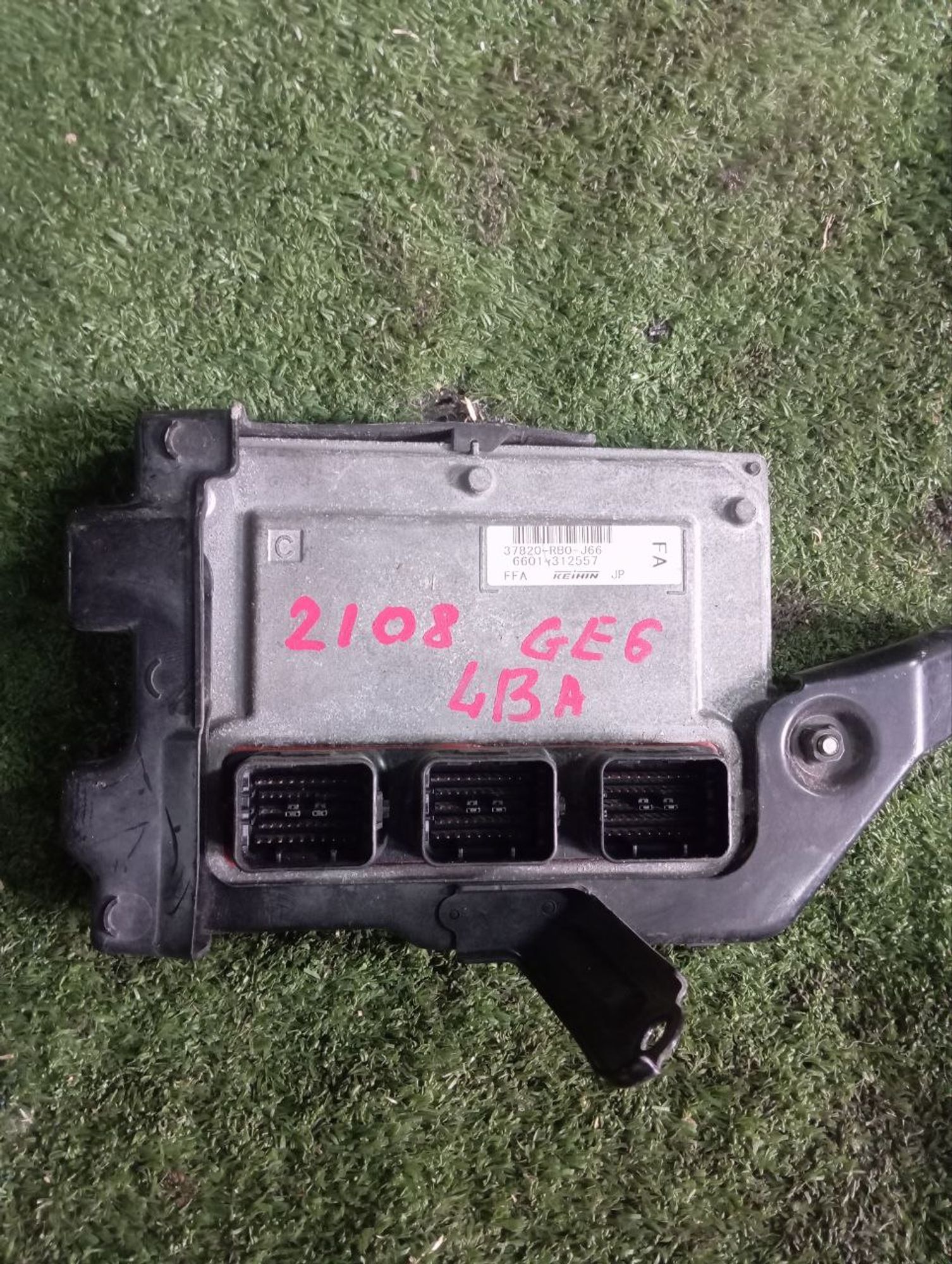 2108 Блок управления ДВС HONDA FIT GE6 L13A