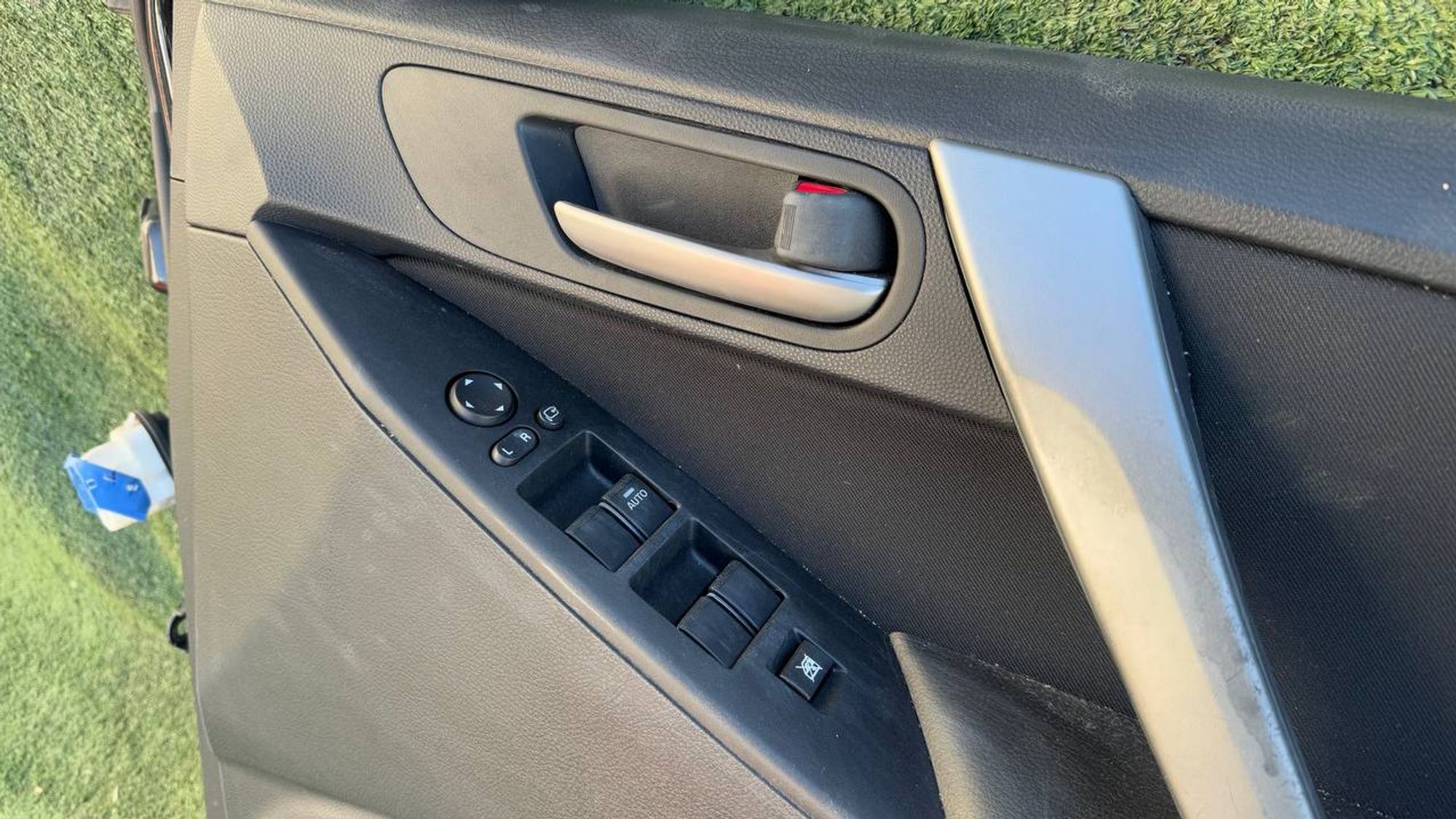 https://gcs.partsauto.market/rn-stockpro.appspot.com/thmbs/userImages/772e461030aea93f4dbb6447c0f924d3/part/b0658454-06d4-498f-9f22-afc67a1770b6_1734691131536.jpg