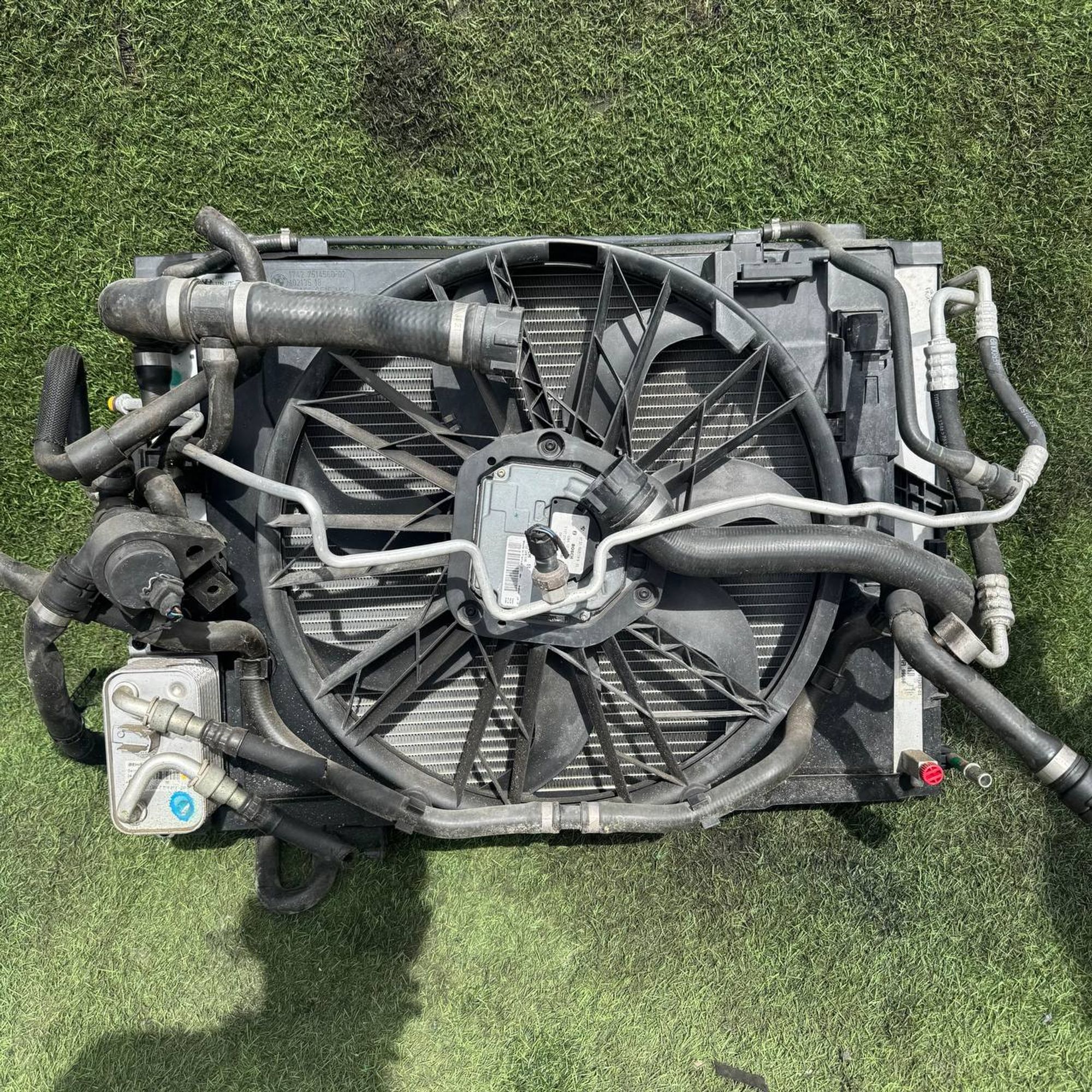 https://gcs.partsauto.market/rn-stockpro.appspot.com/thmbs/userImages/772e461030aea93f4dbb6447c0f924d3/part/b2220348-6d12-422d-a425-f9d09d323b58_1746695984213.jpg
