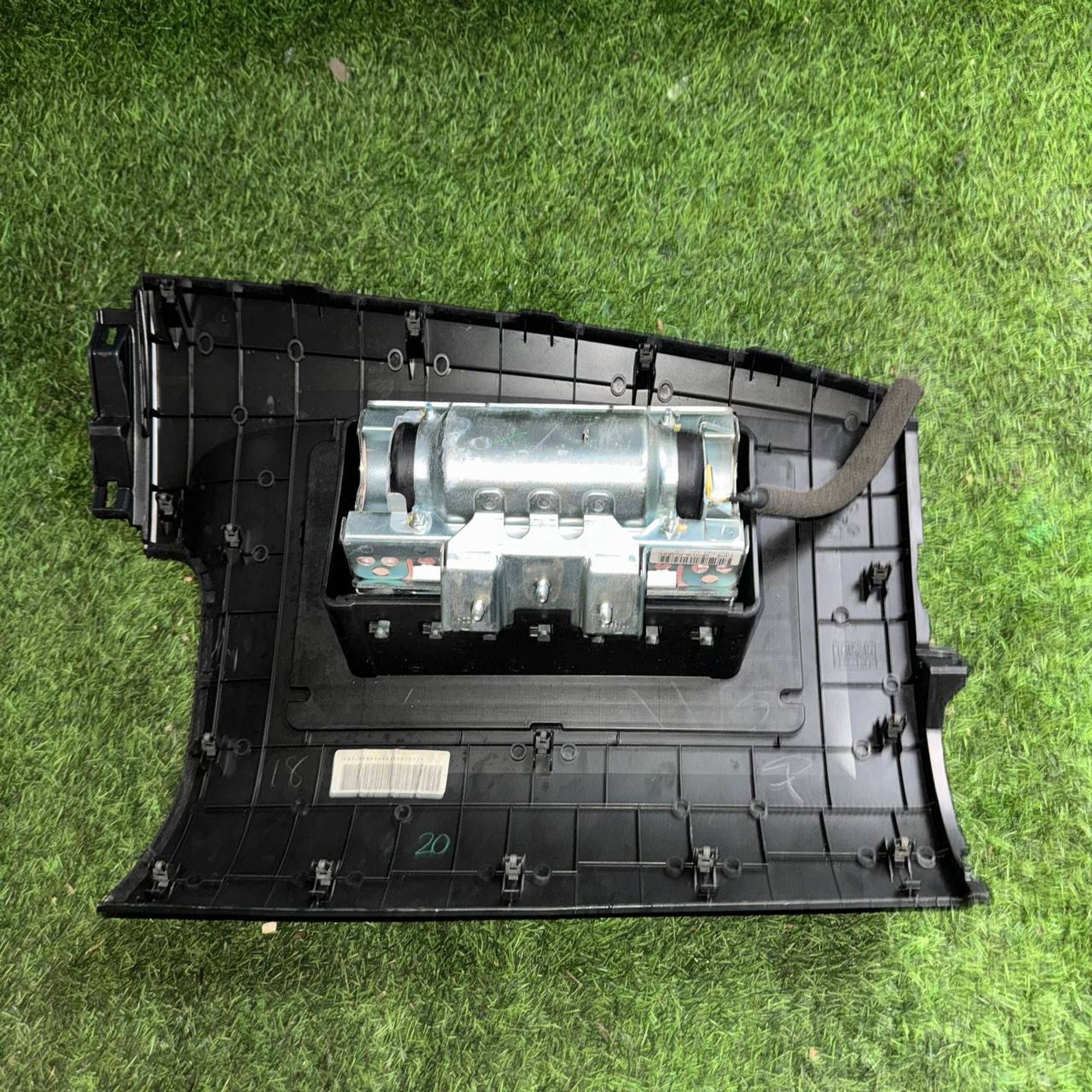https://gcs.partsauto.market/rn-stockpro.appspot.com/thmbs/userImages/772e461030aea93f4dbb6447c0f924d3/part/cbcfa4c9-e659-4493-aecd-f46758abb7f1_1737120114925.jpg