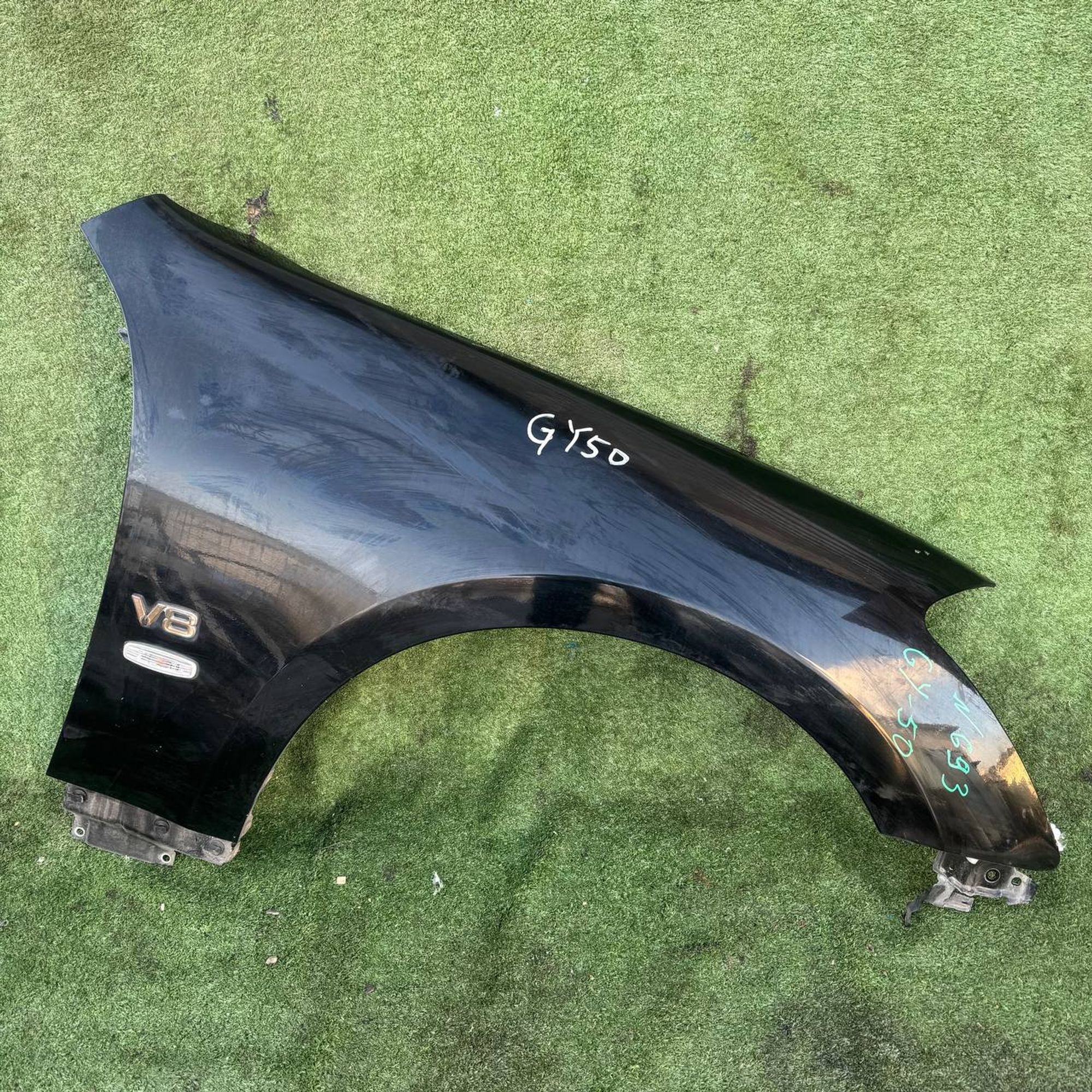 693 Крыло переднее правое Nissan Fuga GY50 450GTTS
