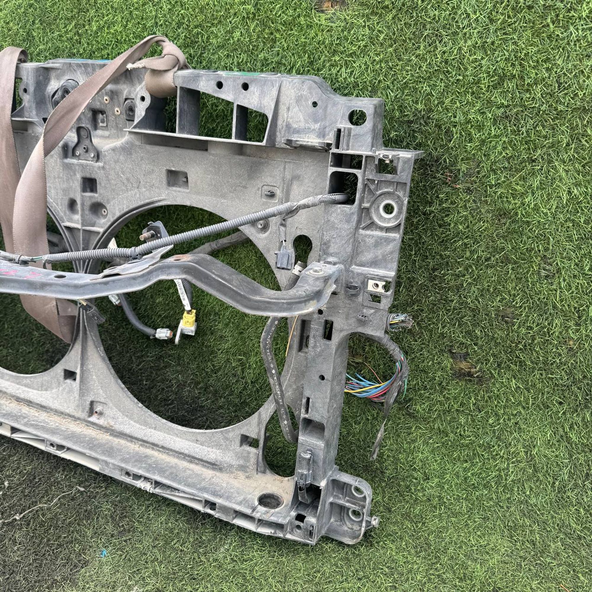 https://gcs.partsauto.market/rn-stockpro.appspot.com/thmbs/userImages/772e461030aea93f4dbb6447c0f924d3/part/d57e6ff4-1437-4663-9859-9f5edcbb4d32_1748526604366.jpg