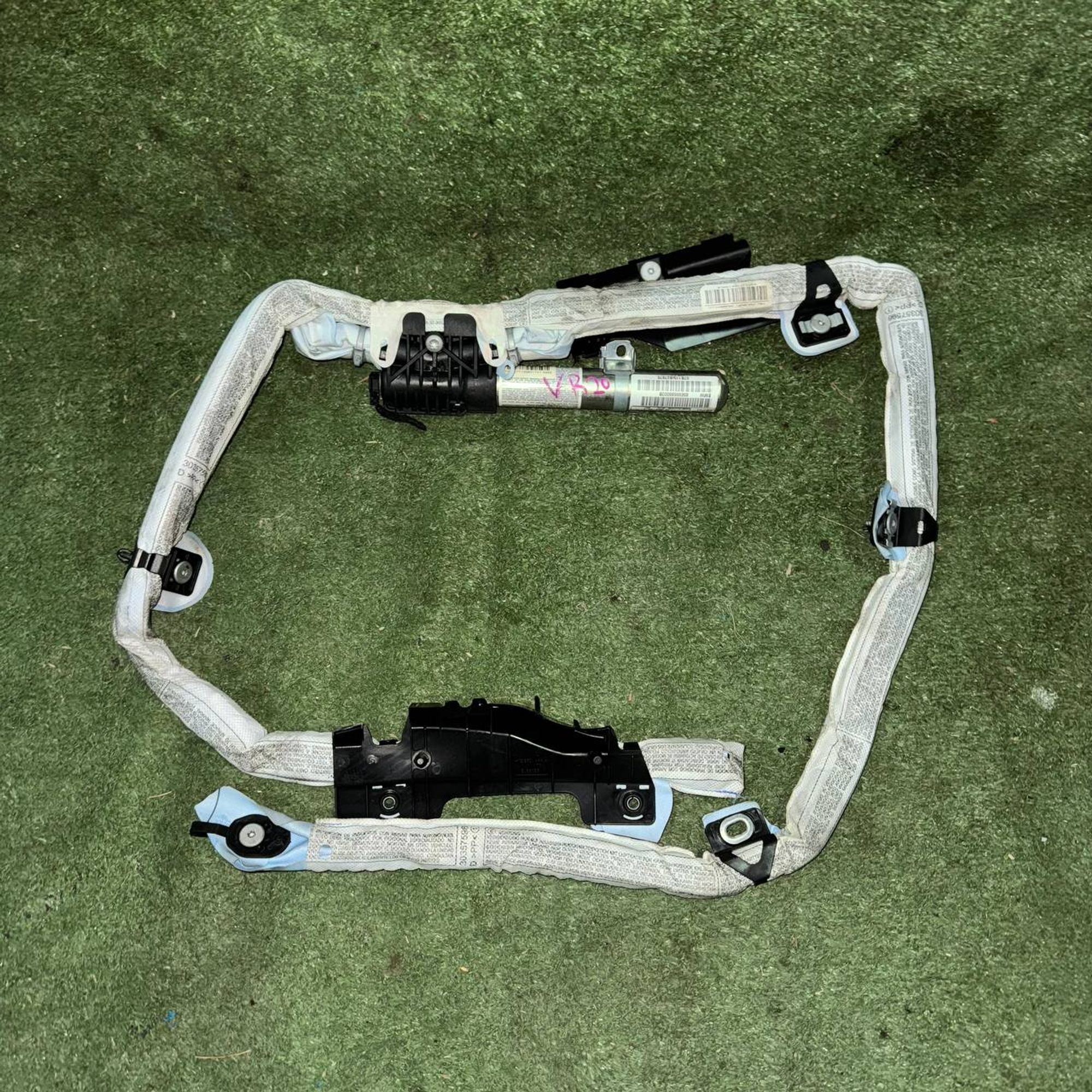 223 Подушка безопасности шторка BMW VR20 E90