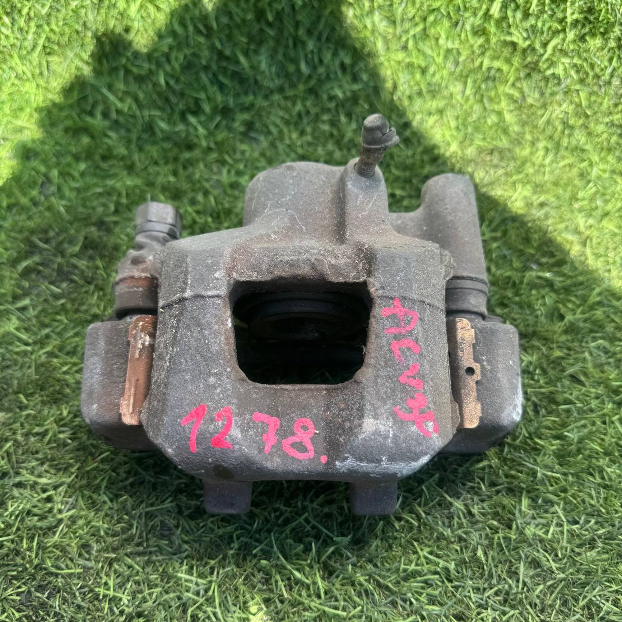 https://gcs.partsauto.market/rn-stockpro.appspot.com/thmbs/userImages/772e461030aea93f4dbb6447c0f924d3/part/da807877-93f7-4930-8371-828cf0dbc2fd_1747923114976.jpg