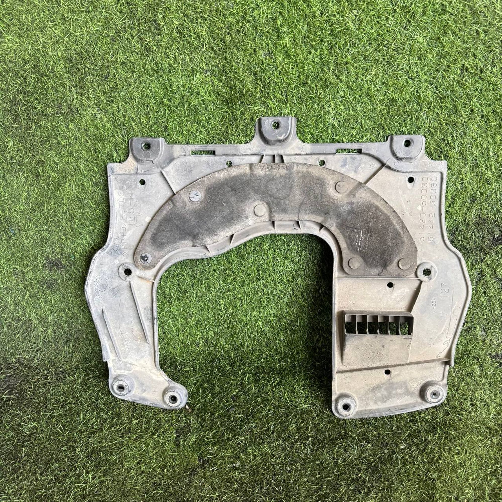 https://gcs.partsauto.market/rn-stockpro.appspot.com/thmbs/userImages/772e461030aea93f4dbb6447c0f924d3/part/e9dbece2-43e5-4658-9627-7f3fc09f92db_1748352122723.jpg