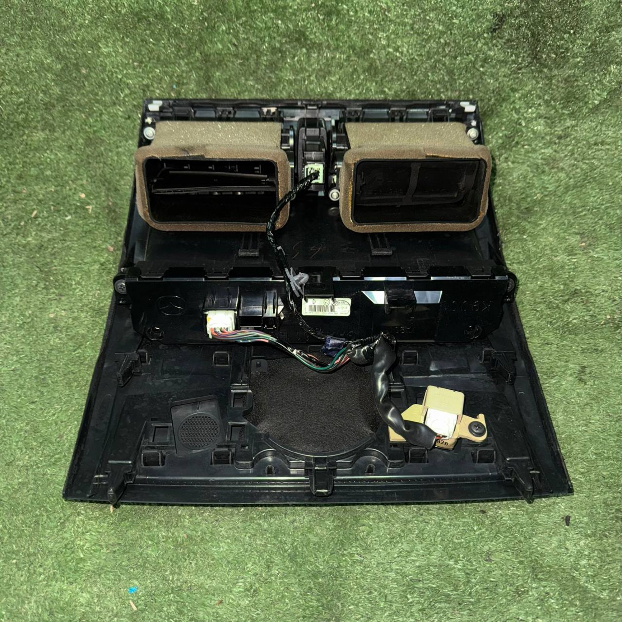 https://gcs.partsauto.market/rn-stockpro.appspot.com/thmbs/userImages/772e461030aea93f4dbb6447c0f924d3/part/f4b804c1-92dc-4225-8745-67e344c901a7_1735115721643.jpg