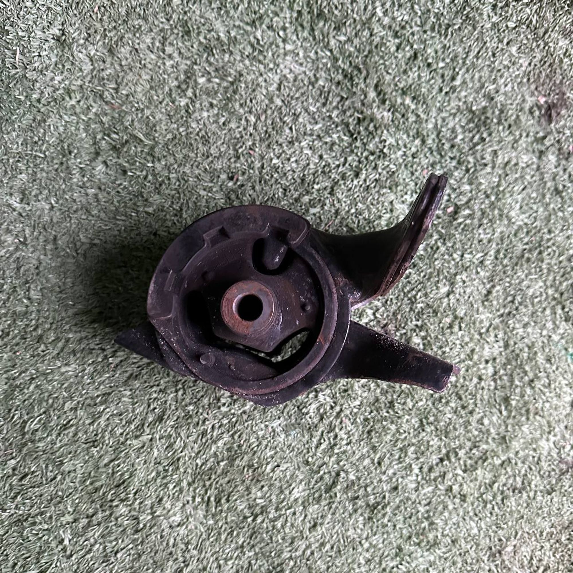 326 Опора двигателя  Mazda Atenza GG