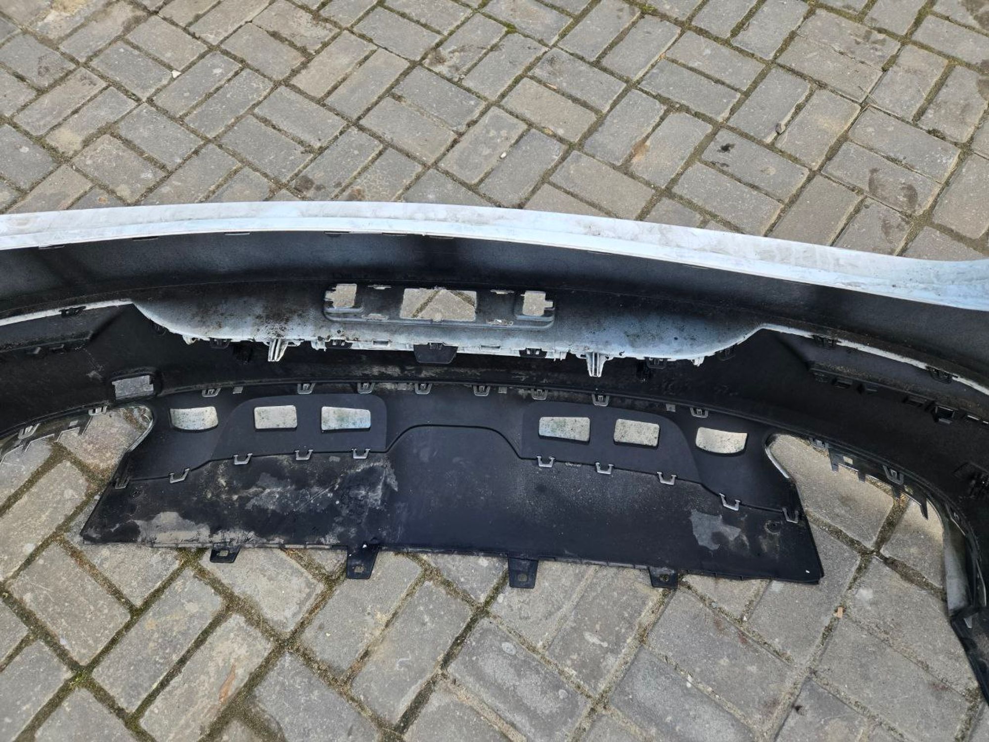 https://gcs.partsauto.market/rn-stockpro.appspot.com/thmbs/userImages/7b95e2f2d6da228decd544c56d4a2279/part/73eda14b-f1e4-4191-b5ac-5f91e25def26_1747048622801.jpg