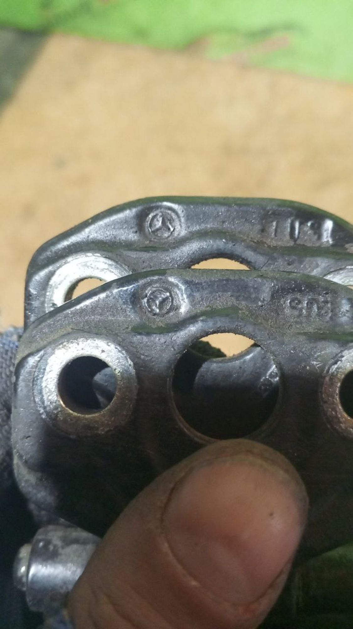 https://gcs.partsauto.market/rn-stockpro.appspot.com/thmbs/userImages/7cfef6f3f711b4301ce5946b404c3455/part/06053516-b202-45ed-9bb4-f55ce6b6135f_1736506931564.jpg