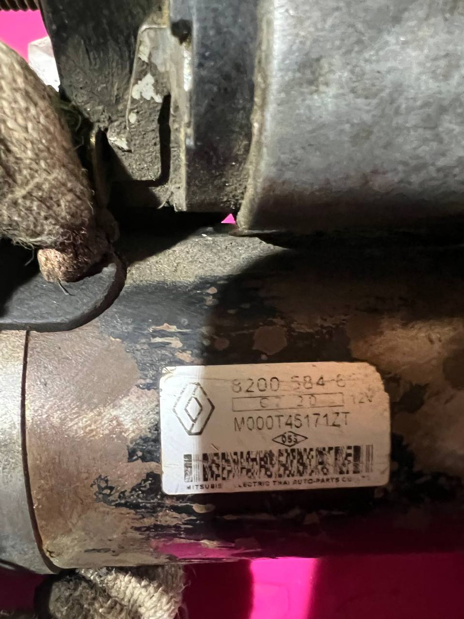 https://gcs.partsauto.market/rn-stockpro.appspot.com/thmbs/userImages/7cfef6f3f711b4301ce5946b404c3455/part/127972e4-29ff-4cd4-a630-5bc5466ddb77_1747163848863.jpg