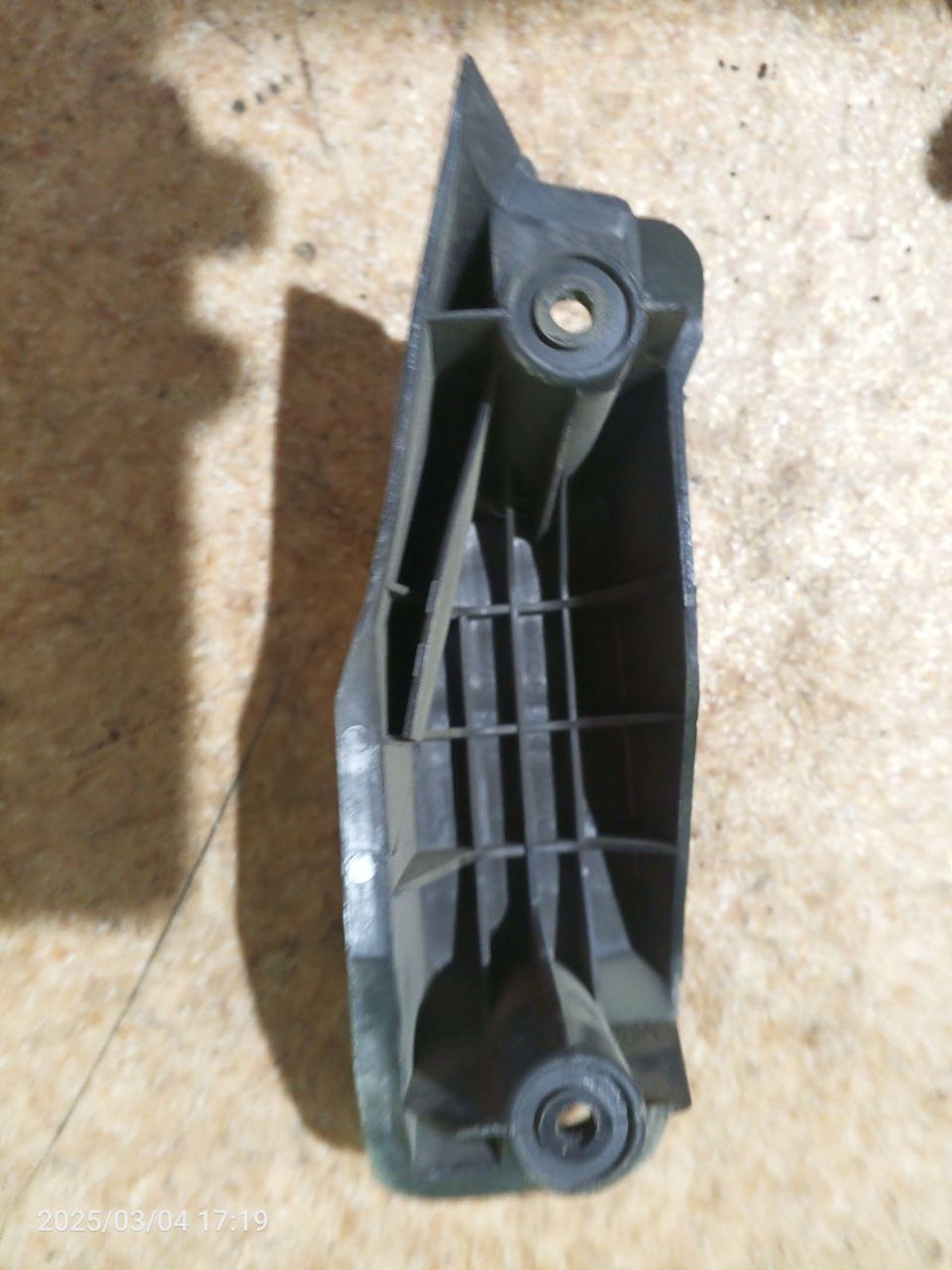 https://gcs.partsauto.market/rn-stockpro.appspot.com/thmbs/userImages/7cfef6f3f711b4301ce5946b404c3455/part/15875a29-3f38-45be-bb68-efae1cde8251_1741106055717.jpg