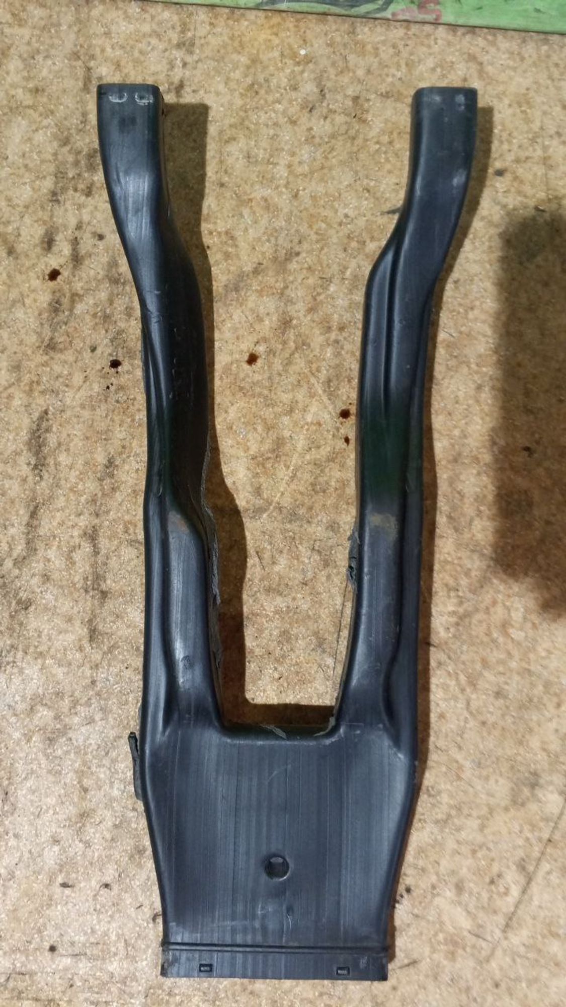 https://gcs.partsauto.market/rn-stockpro.appspot.com/thmbs/userImages/7cfef6f3f711b4301ce5946b404c3455/part/1da1253b-a8af-4fde-89e9-18465c5d3b85_1737289244173.jpg
