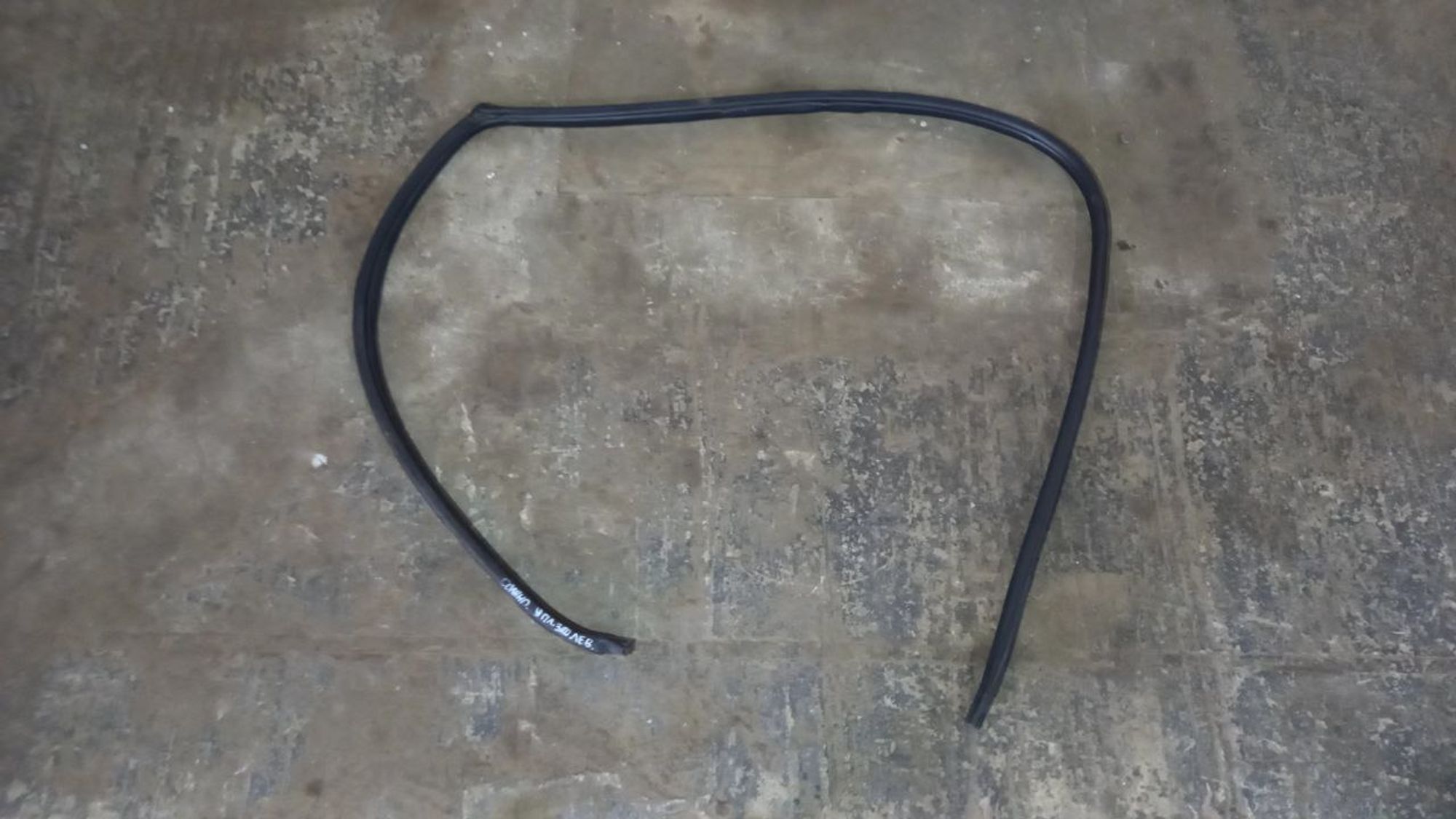 https://gcs.partsauto.market/rn-stockpro.appspot.com/thmbs/userImages/7cfef6f3f711b4301ce5946b404c3455/part/278667cb-44a2-466b-a5aa-45bafa93412c_1718970420000.jpg