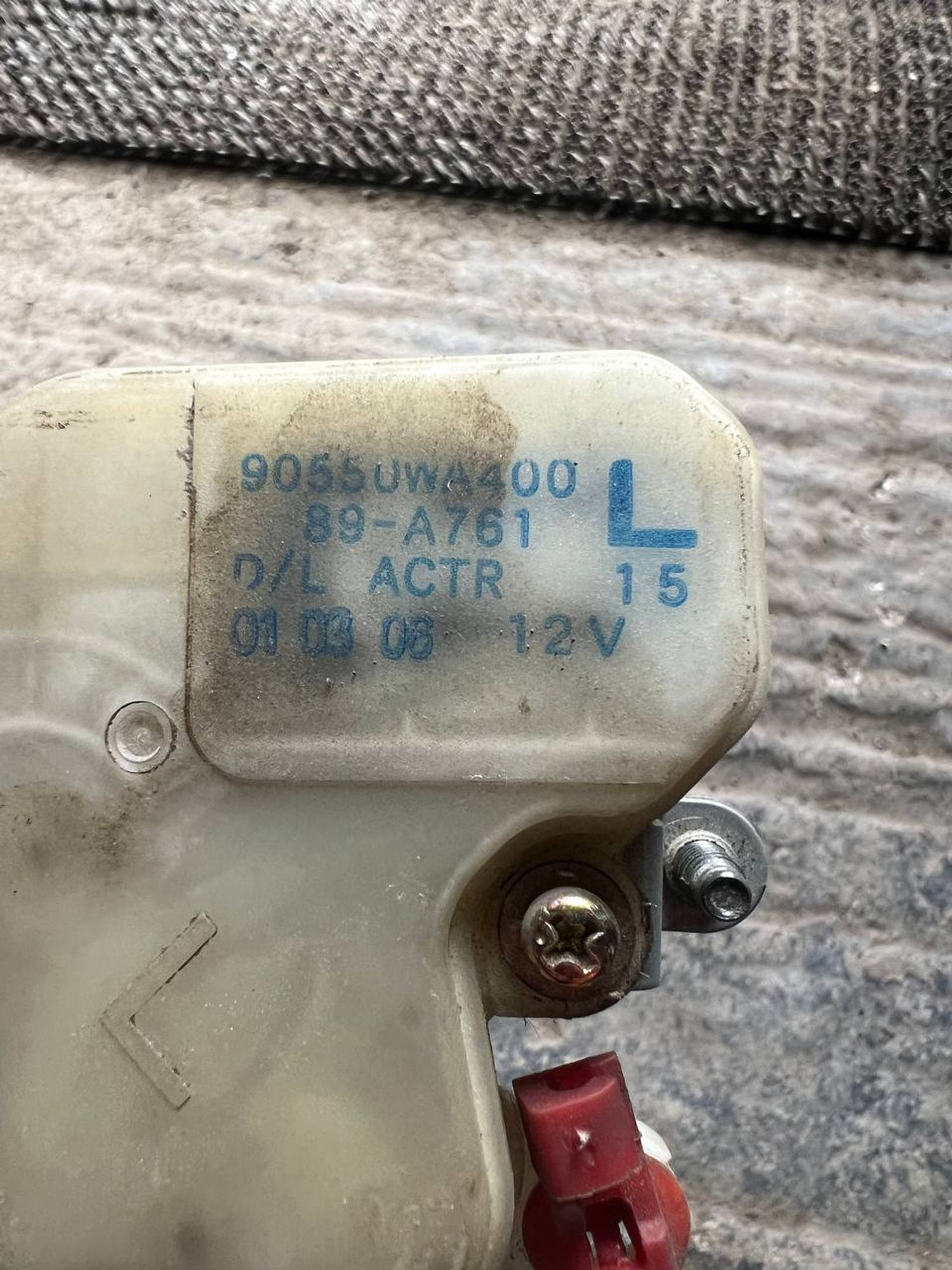https://gcs.partsauto.market/rn-stockpro.appspot.com/thmbs/userImages/7cfef6f3f711b4301ce5946b404c3455/part/3499f10c-a292-45d3-8421-47411b852015_1746526754812.jpg