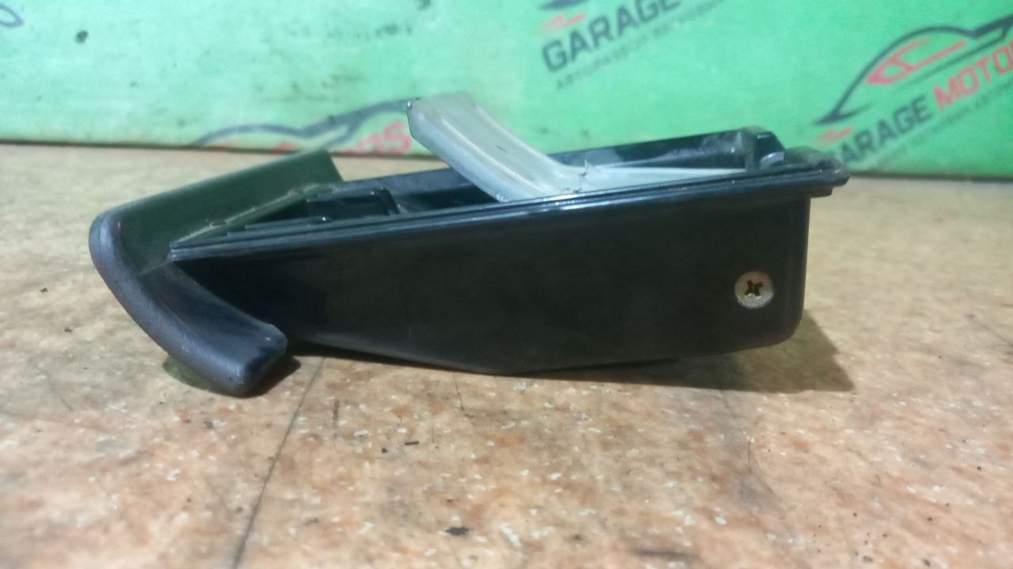 https://gcs.partsauto.market/rn-stockpro.appspot.com/thmbs/userImages/7cfef6f3f711b4301ce5946b404c3455/part/41ffbe2e-99a2-413a-9160-bb7e26c12789_1714118244796.jpg