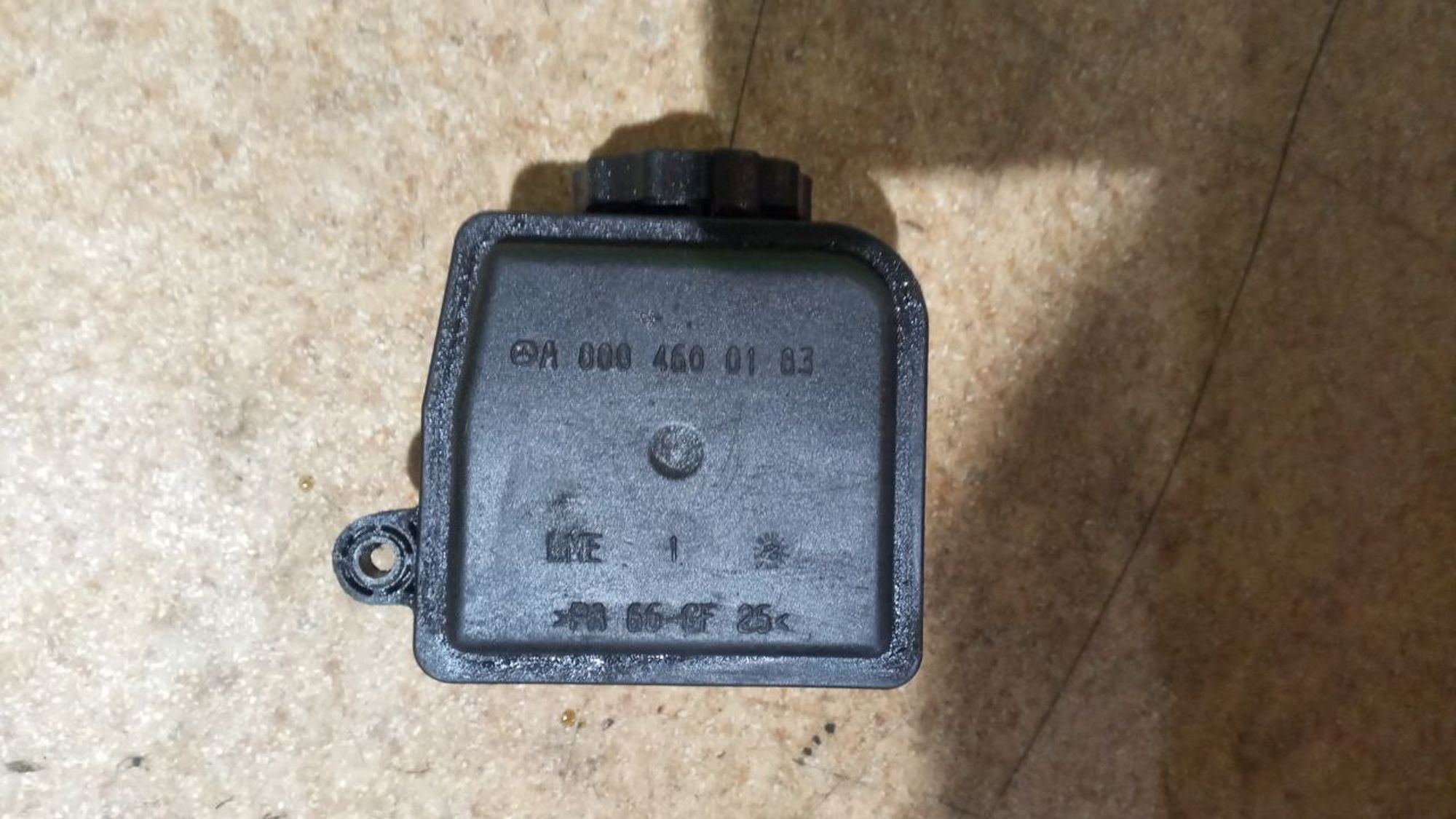 https://gcs.partsauto.market/rn-stockpro.appspot.com/thmbs/userImages/7cfef6f3f711b4301ce5946b404c3455/part/467bb316-122e-4abc-a557-910164825a20_1736591649667.jpg