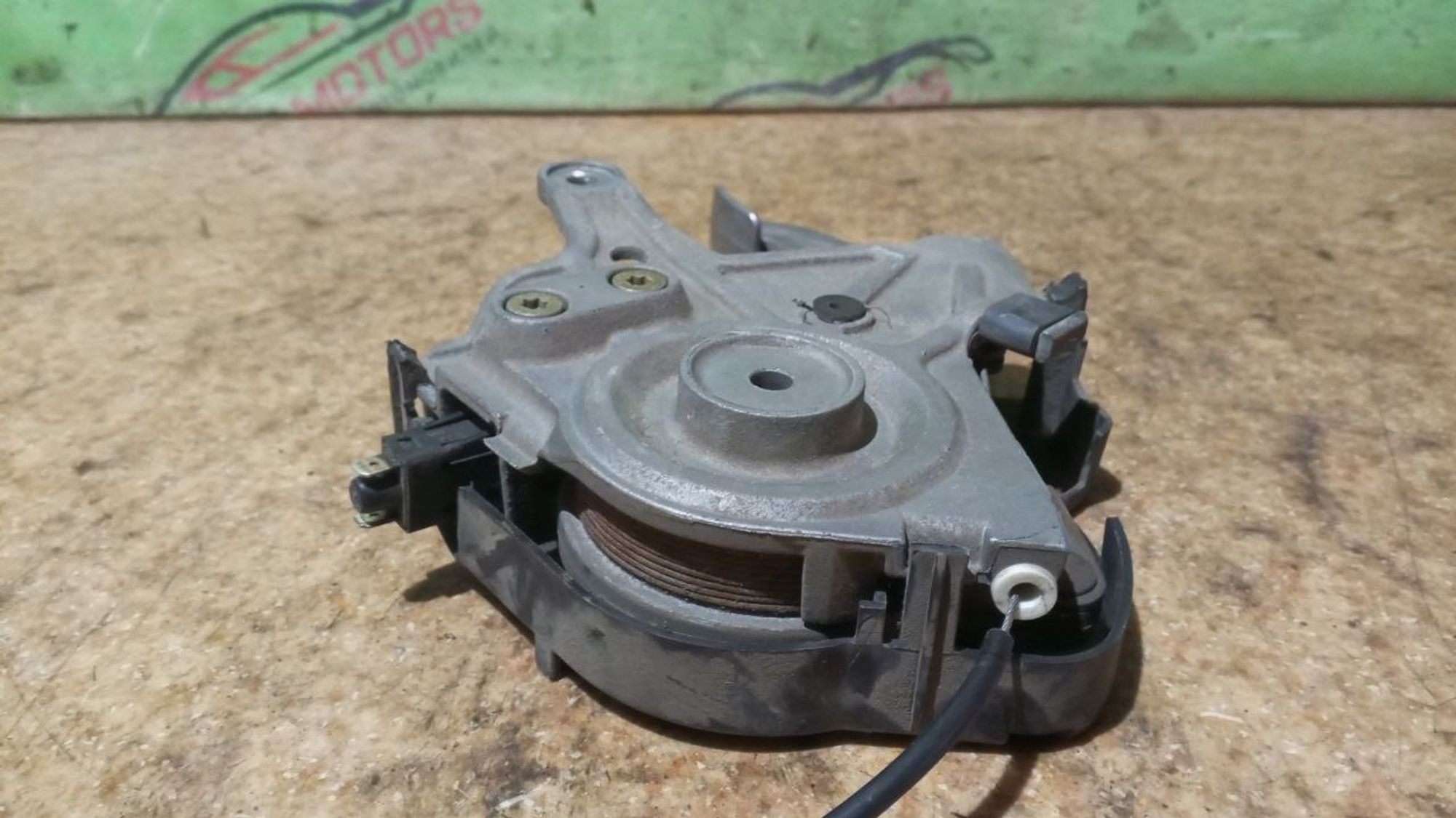 https://gcs.partsauto.market/rn-stockpro.appspot.com/thmbs/userImages/7cfef6f3f711b4301ce5946b404c3455/part/551e655b-ca20-46c2-9890-97296c9edef7_1735213510872.jpg