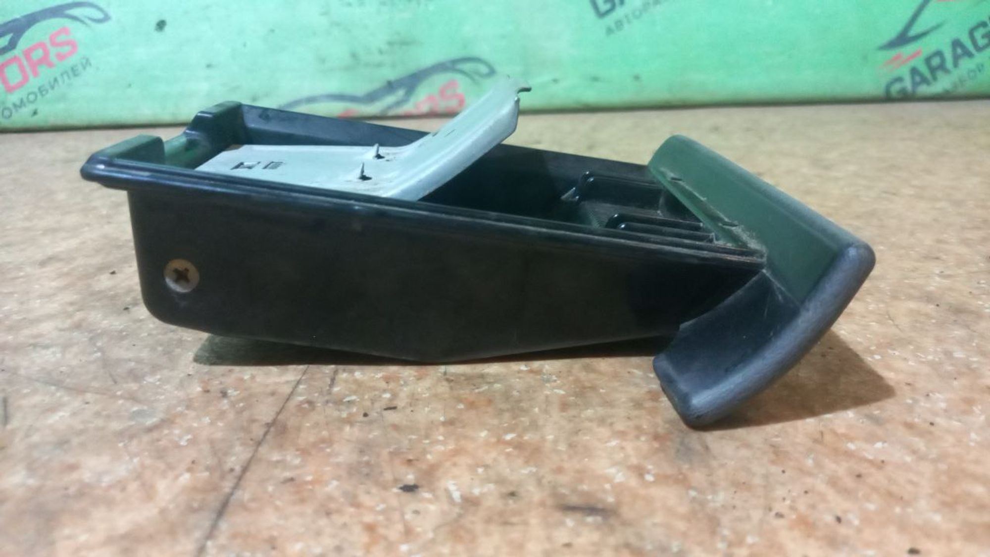 https://gcs.partsauto.market/rn-stockpro.appspot.com/thmbs/userImages/7cfef6f3f711b4301ce5946b404c3455/part/5948bf8e-e9d8-4e9f-a7a3-7b1847aa28d0_1714118243611.jpg