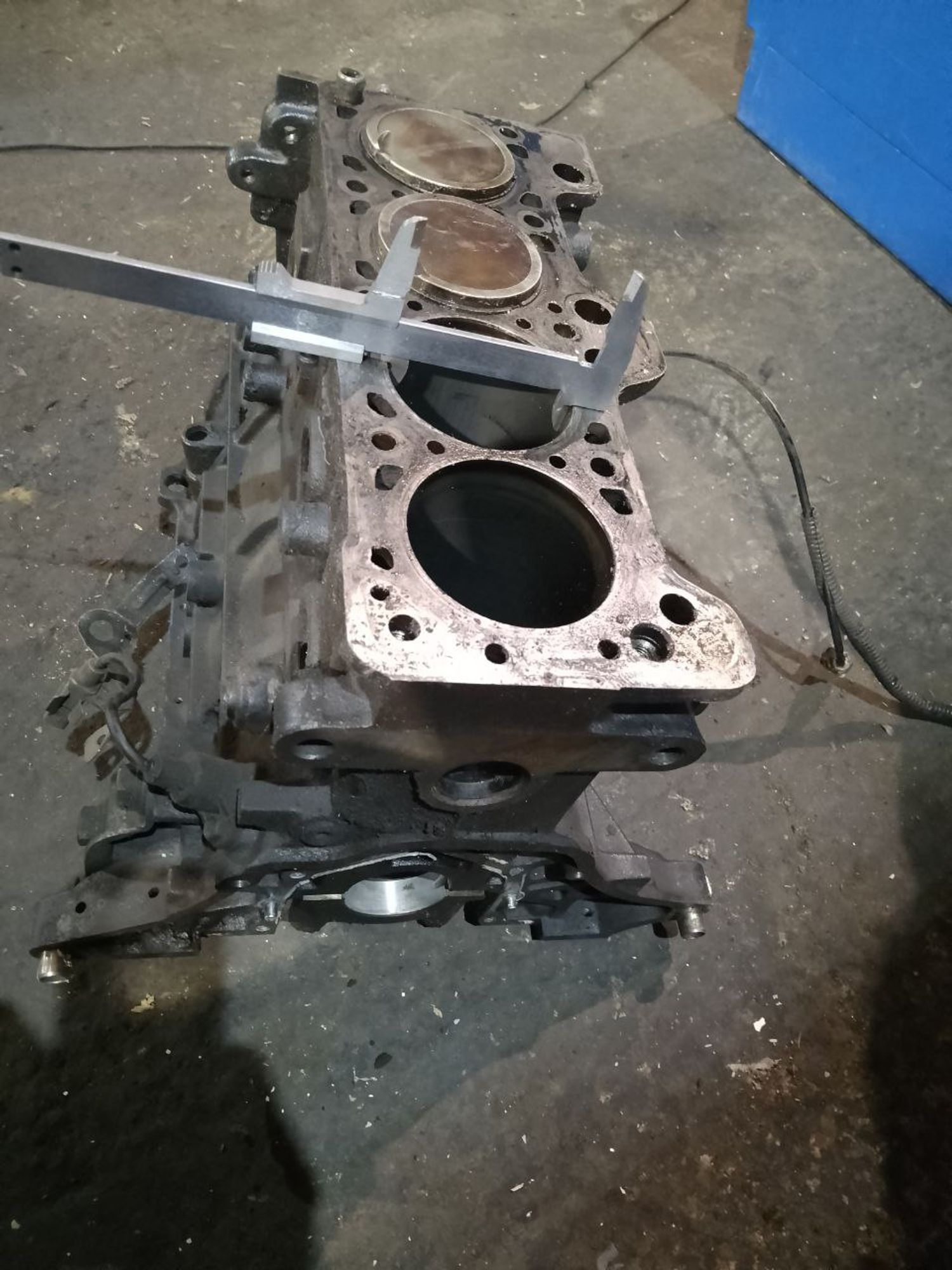 https://gcs.partsauto.market/rn-stockpro.appspot.com/thmbs/userImages/7cfef6f3f711b4301ce5946b404c3455/part/5c724f80-bd12-4da8-8274-abcf244f983d_1735401860579.jpg