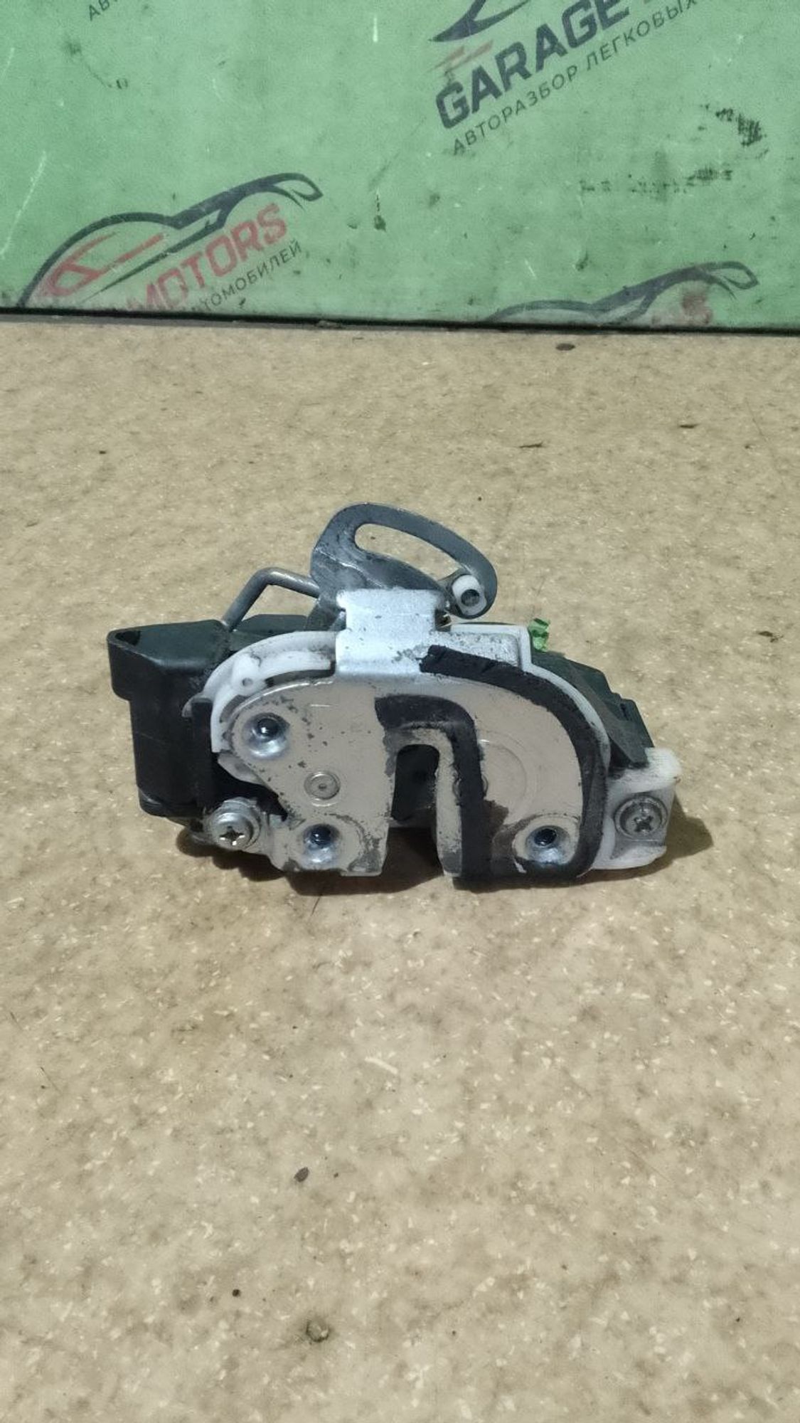 https://gcs.partsauto.market/rn-stockpro.appspot.com/thmbs/userImages/7cfef6f3f711b4301ce5946b404c3455/part/63cf9424-0e7d-4f2e-9154-fc701122b90a_1747296910538.jpg