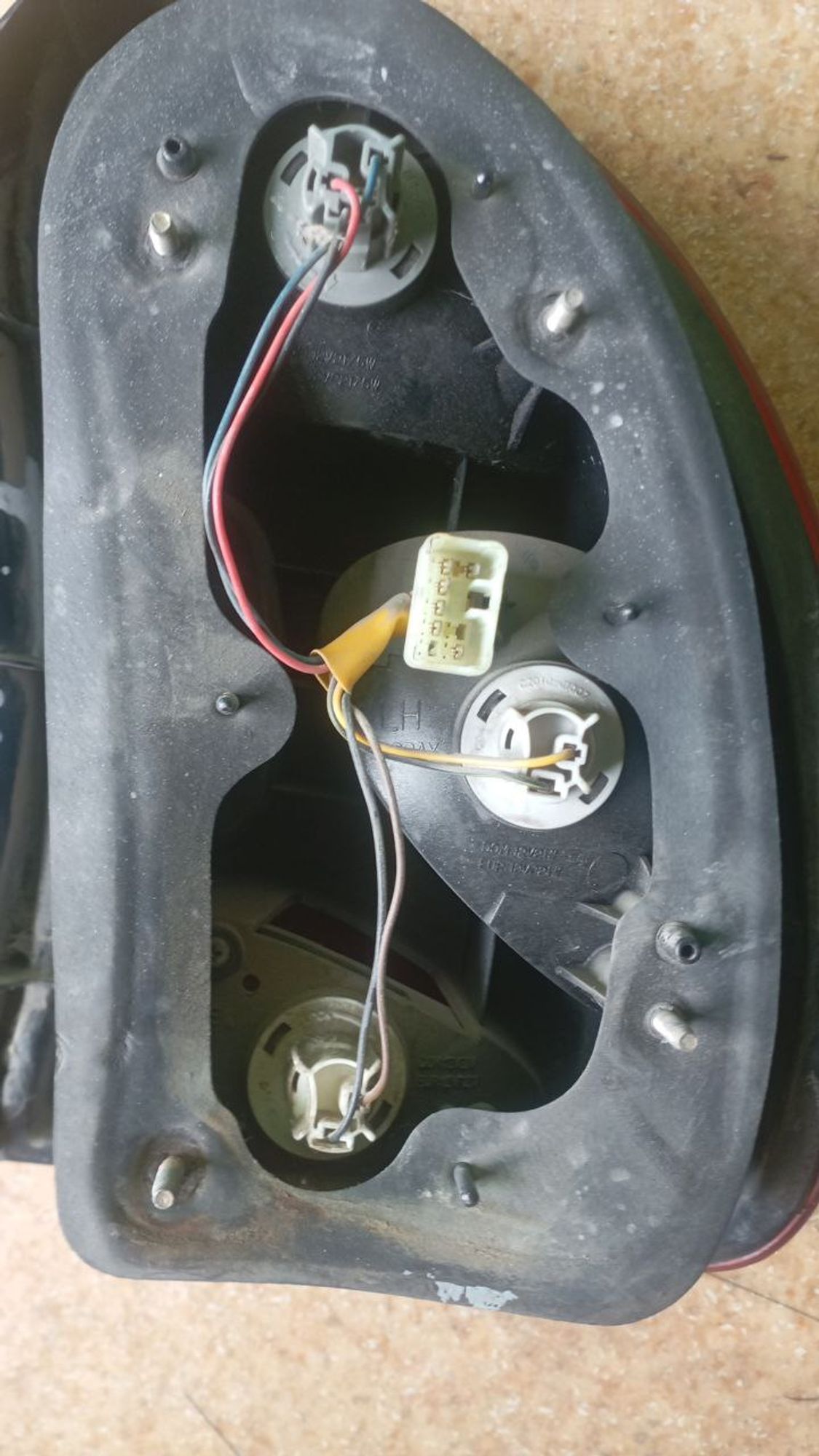 https://gcs.partsauto.market/rn-stockpro.appspot.com/thmbs/userImages/7cfef6f3f711b4301ce5946b404c3455/part/7f6dbc86-aedd-4546-9789-64e31a24c4ac_1746717212817.jpg
