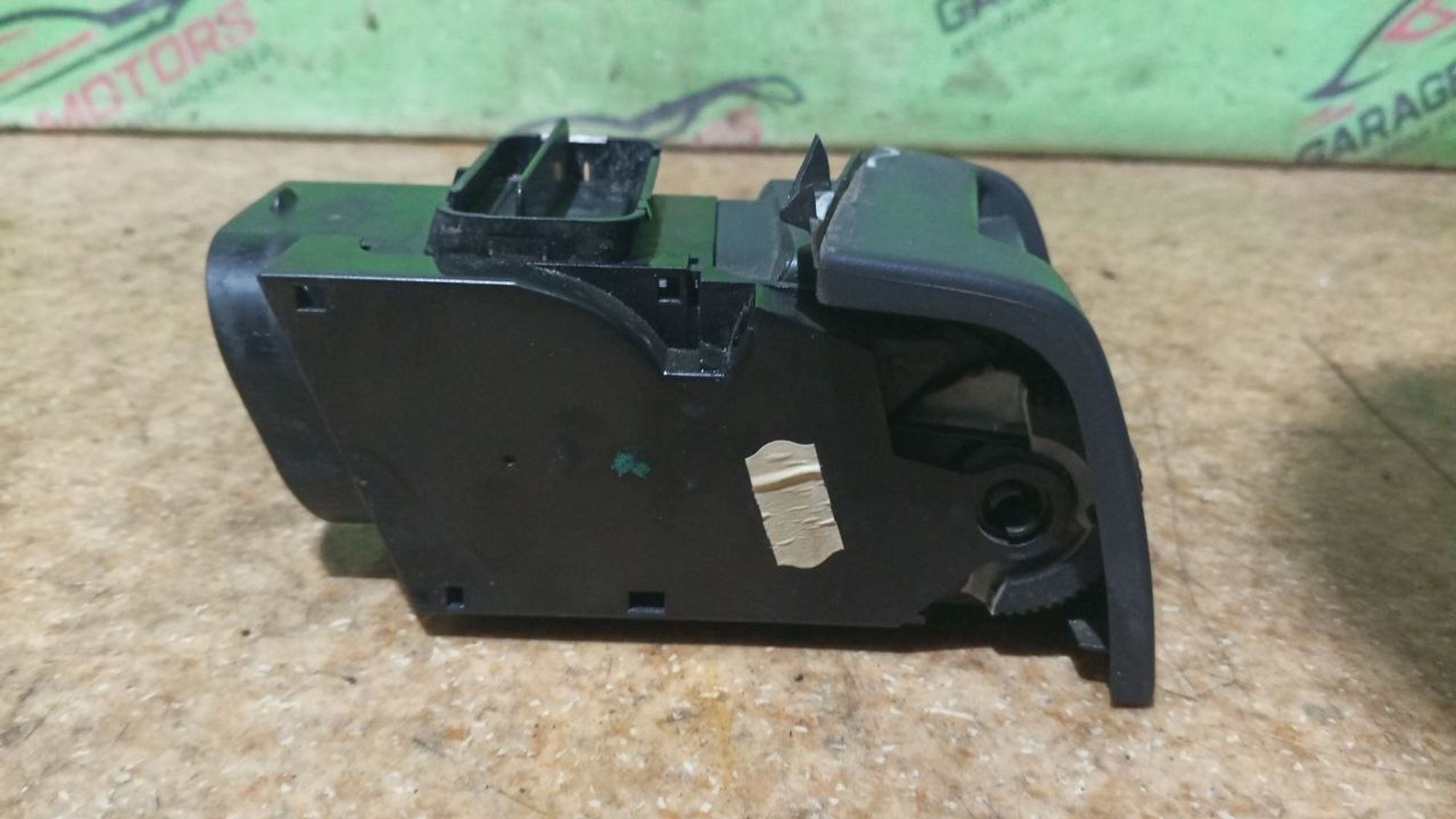 https://gcs.partsauto.market/rn-stockpro.appspot.com/thmbs/userImages/7cfef6f3f711b4301ce5946b404c3455/part/869191f5-e98b-4a51-a7ae-672799aa99ad_1734715827622.jpg