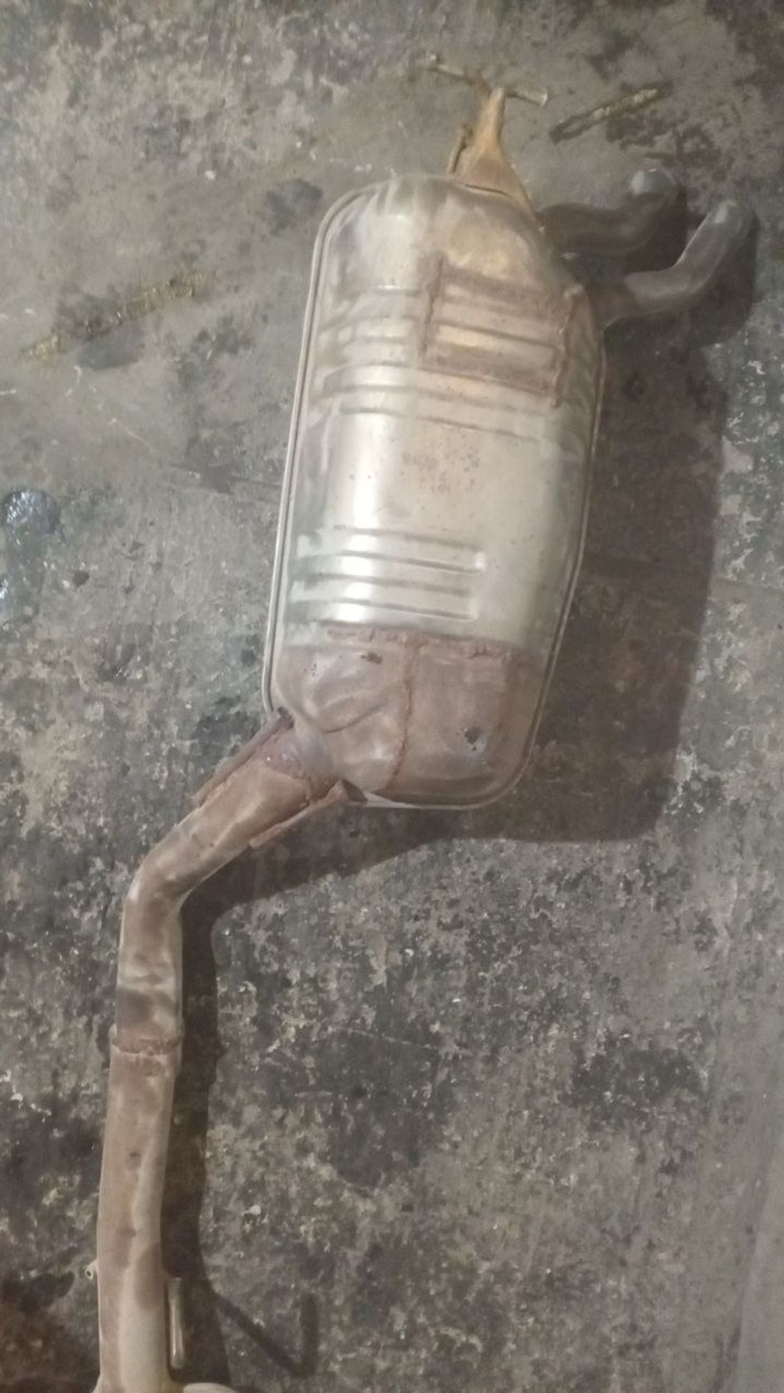 https://gcs.partsauto.market/rn-stockpro.appspot.com/thmbs/userImages/7cfef6f3f711b4301ce5946b404c3455/part/8b1dfe91-f083-4571-9f36-09753d2579d0_1734600702789.jpg