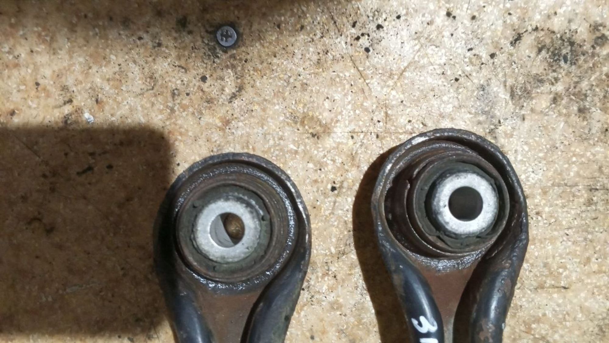 https://gcs.partsauto.market/rn-stockpro.appspot.com/thmbs/userImages/7cfef6f3f711b4301ce5946b404c3455/part/932070f2-c626-4169-b47e-50c99e641bf2_1735212595866.jpg