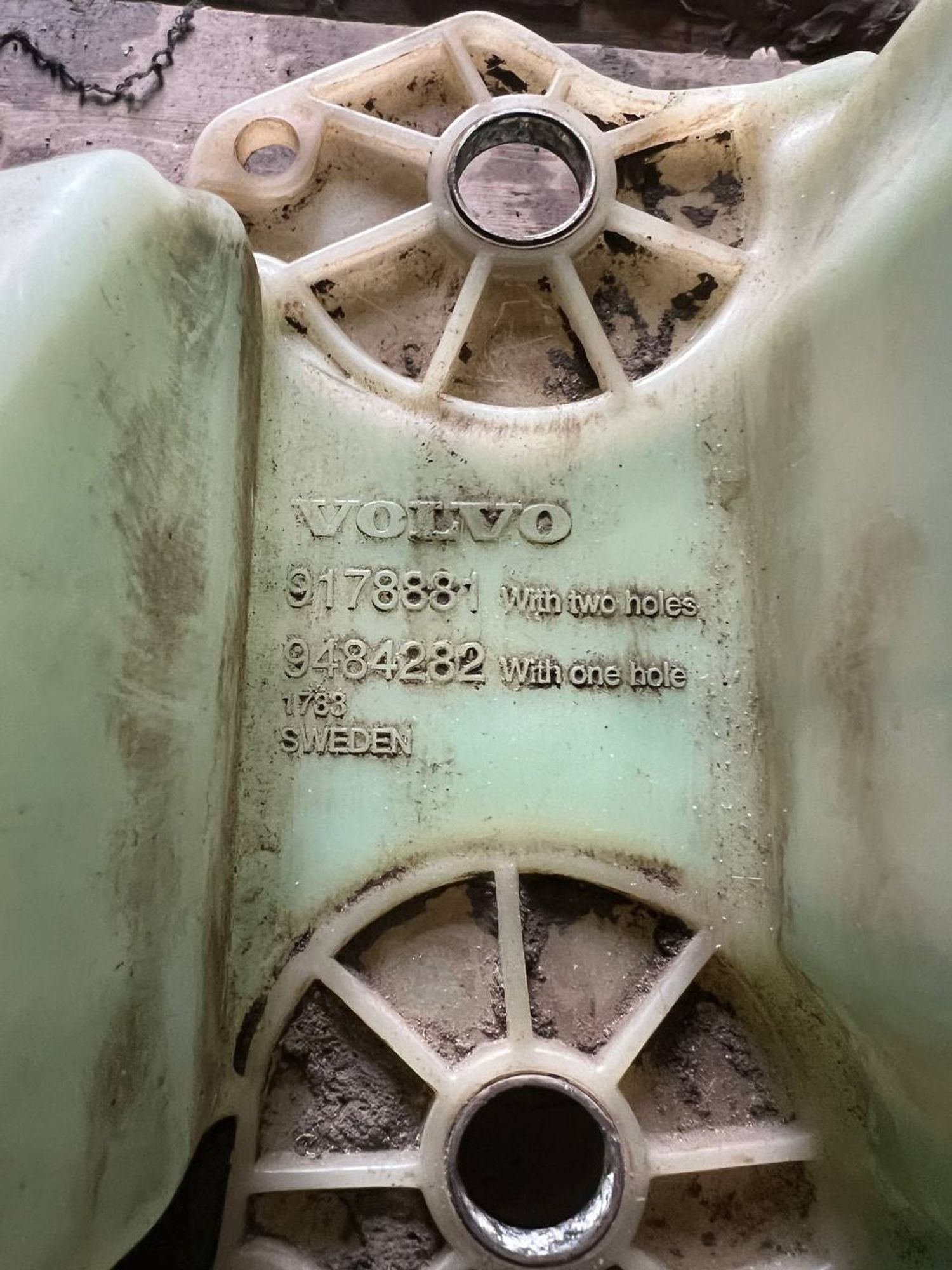 https://gcs.partsauto.market/rn-stockpro.appspot.com/thmbs/userImages/7cfef6f3f711b4301ce5946b404c3455/part/9476f449-bb70-4ebb-8054-bfa26b5d9283_1744714666712.jpg