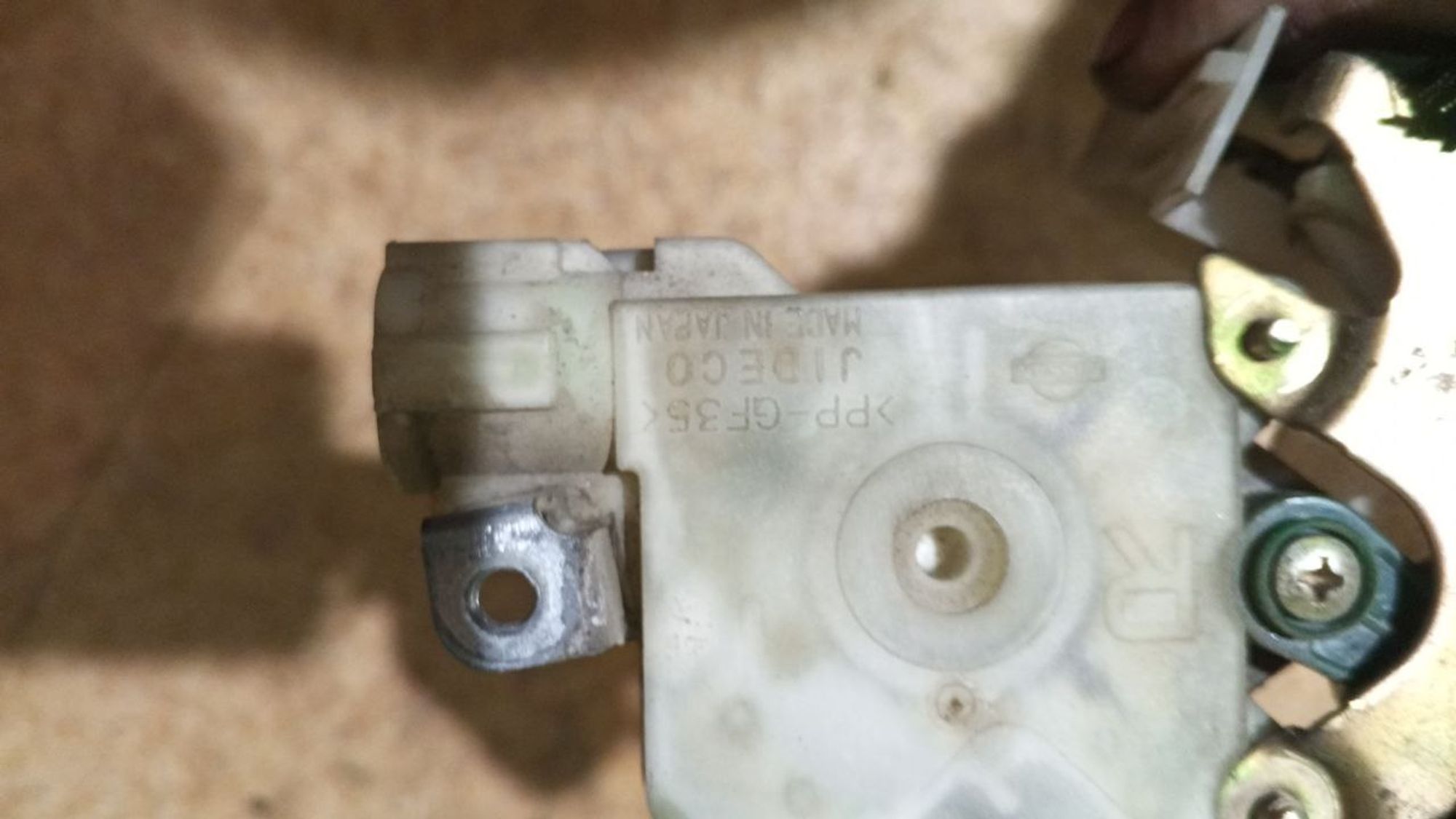 https://gcs.partsauto.market/rn-stockpro.appspot.com/thmbs/userImages/7cfef6f3f711b4301ce5946b404c3455/part/9532d62b-ddf1-45cd-95f1-6d8b5ff091f0_1733224226642.jpg