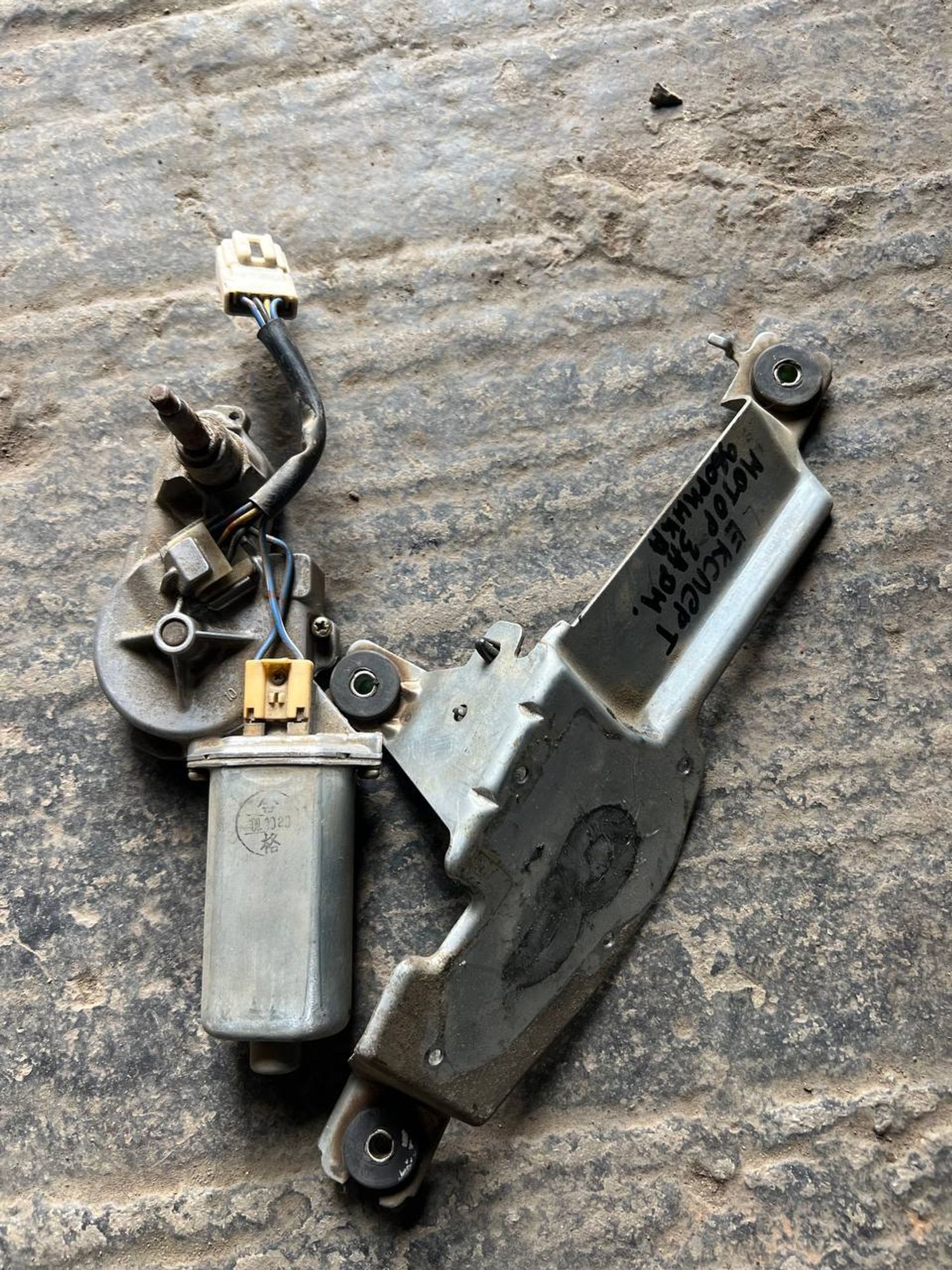https://gcs.partsauto.market/rn-stockpro.appspot.com/thmbs/userImages/7cfef6f3f711b4301ce5946b404c3455/part/95a9b604-5f37-494f-9adc-b108ad17c0fb_1746526603429.jpg