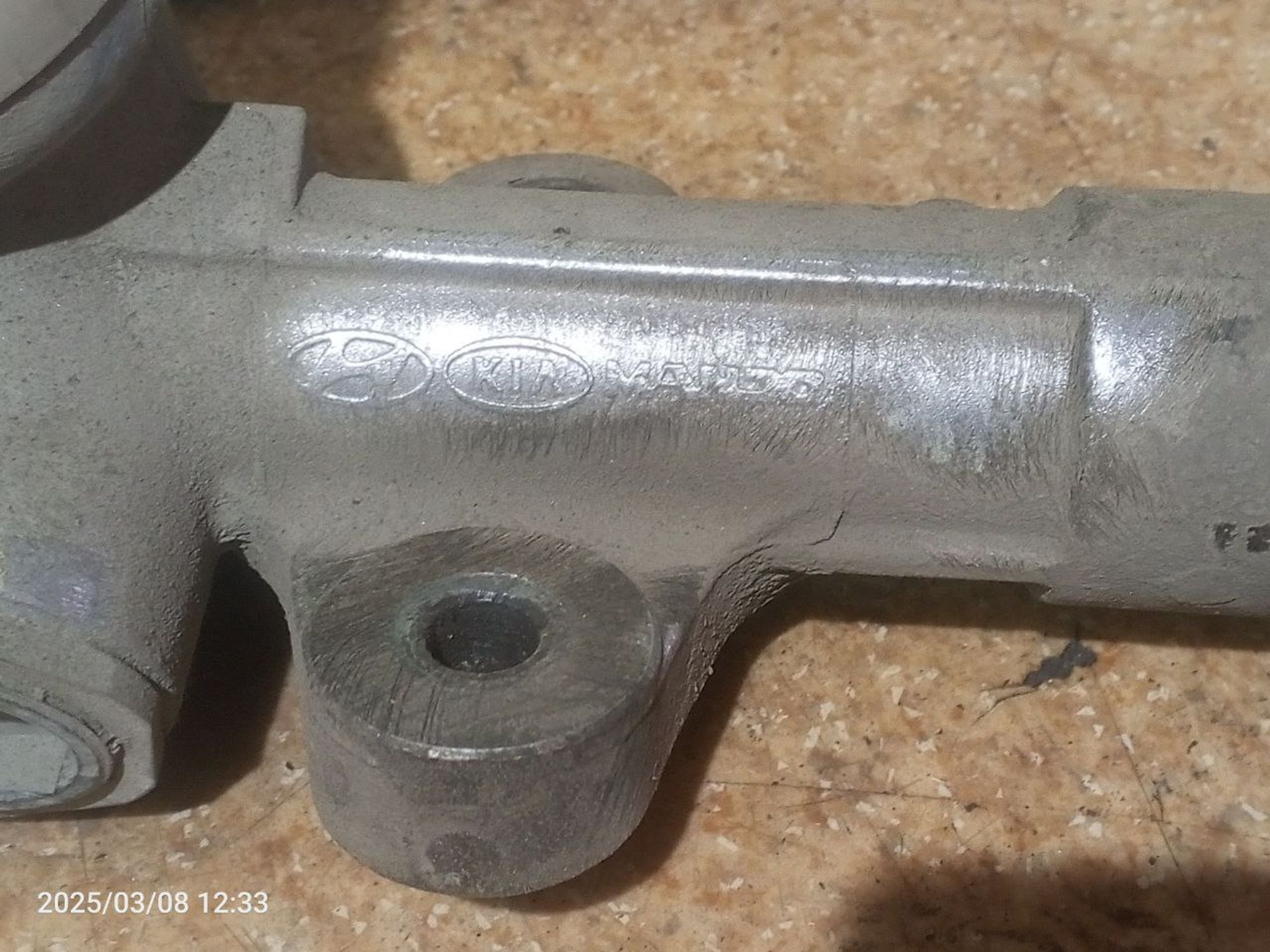 https://gcs.partsauto.market/rn-stockpro.appspot.com/thmbs/userImages/7cfef6f3f711b4301ce5946b404c3455/part/9c423a6f-d933-4f62-9141-4deacb30de09_1741423033988.jpg